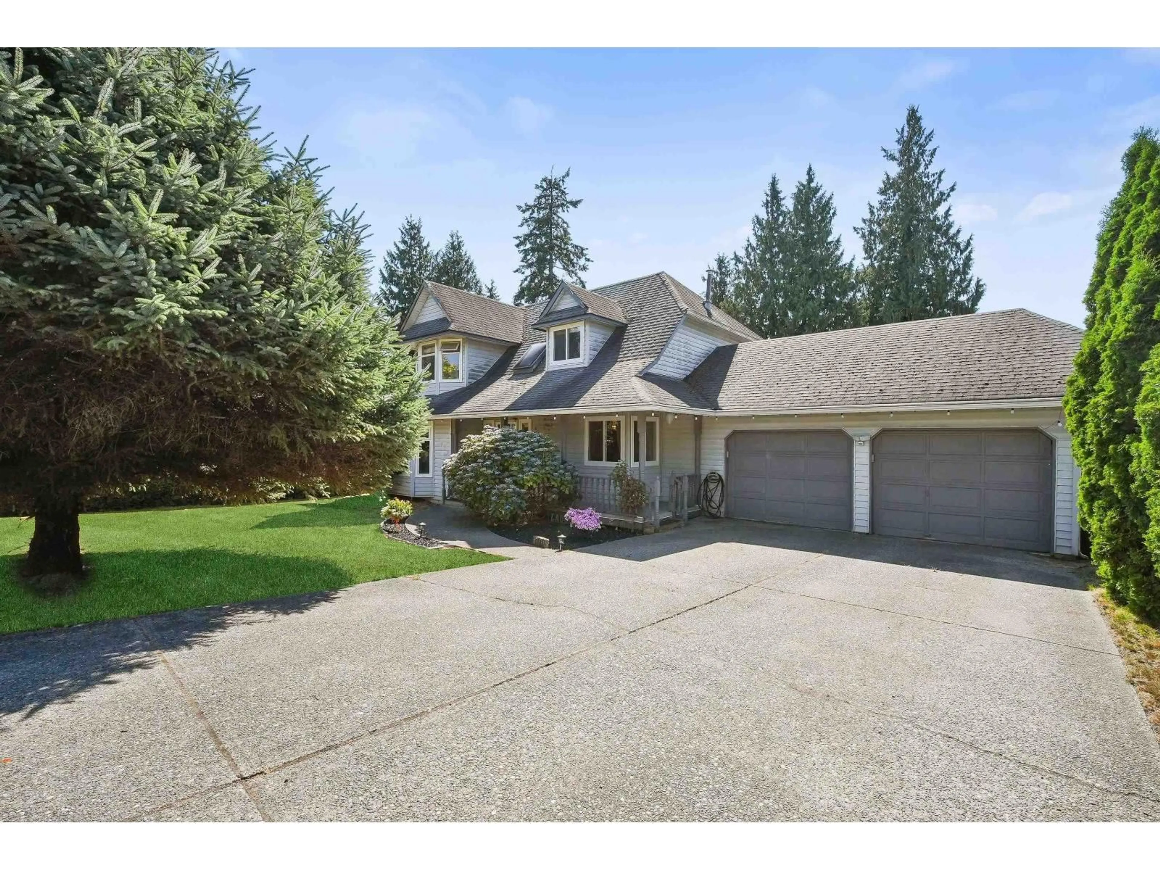 Home with vinyl exterior material, street for 6083 181A STREET, Surrey British Columbia V3S4M1