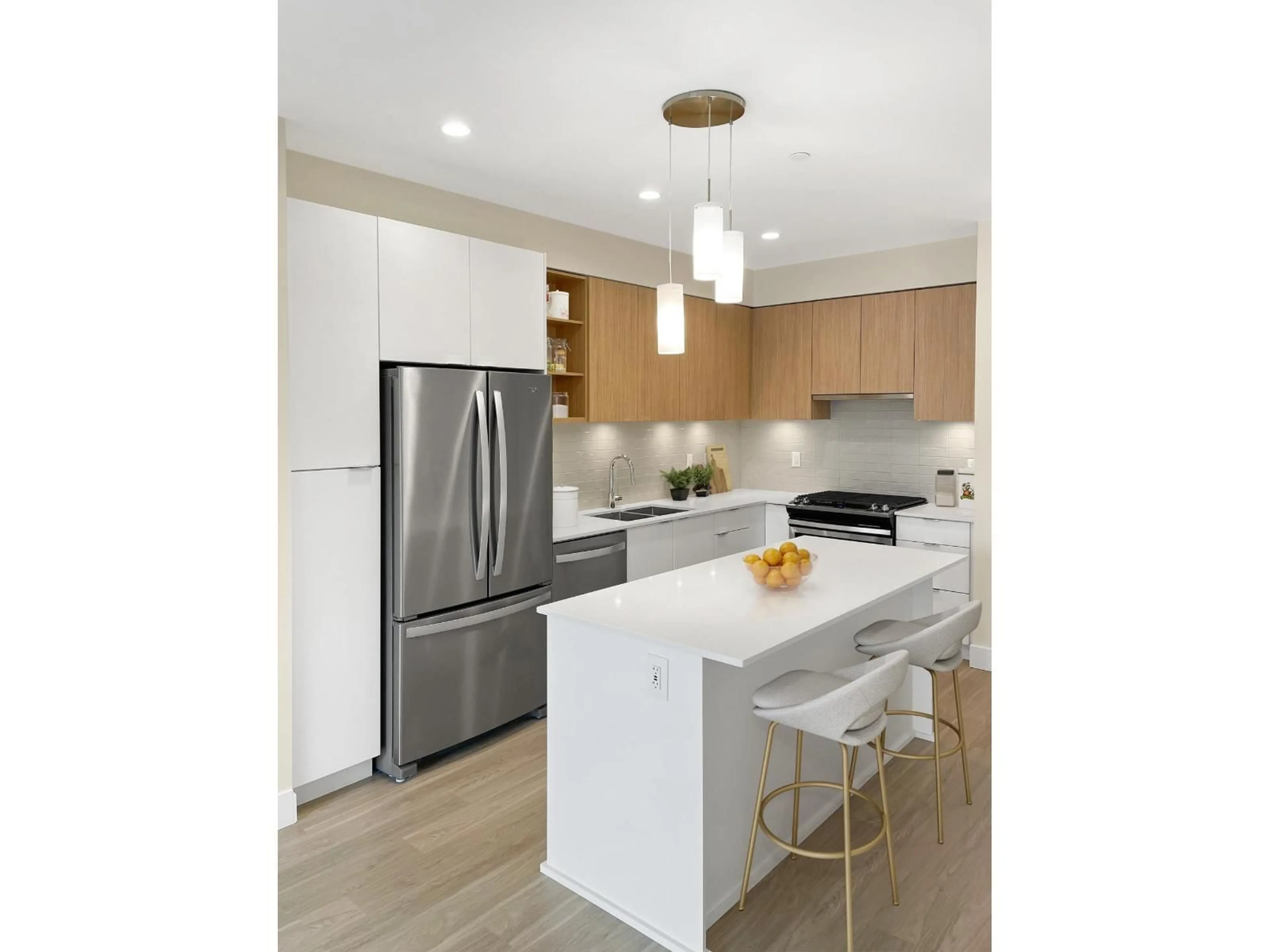 Contemporary kitchen, wood/laminate floor for 416 - 6950 NICHOLSON ROAD, Delta British Columbia V4E0A8