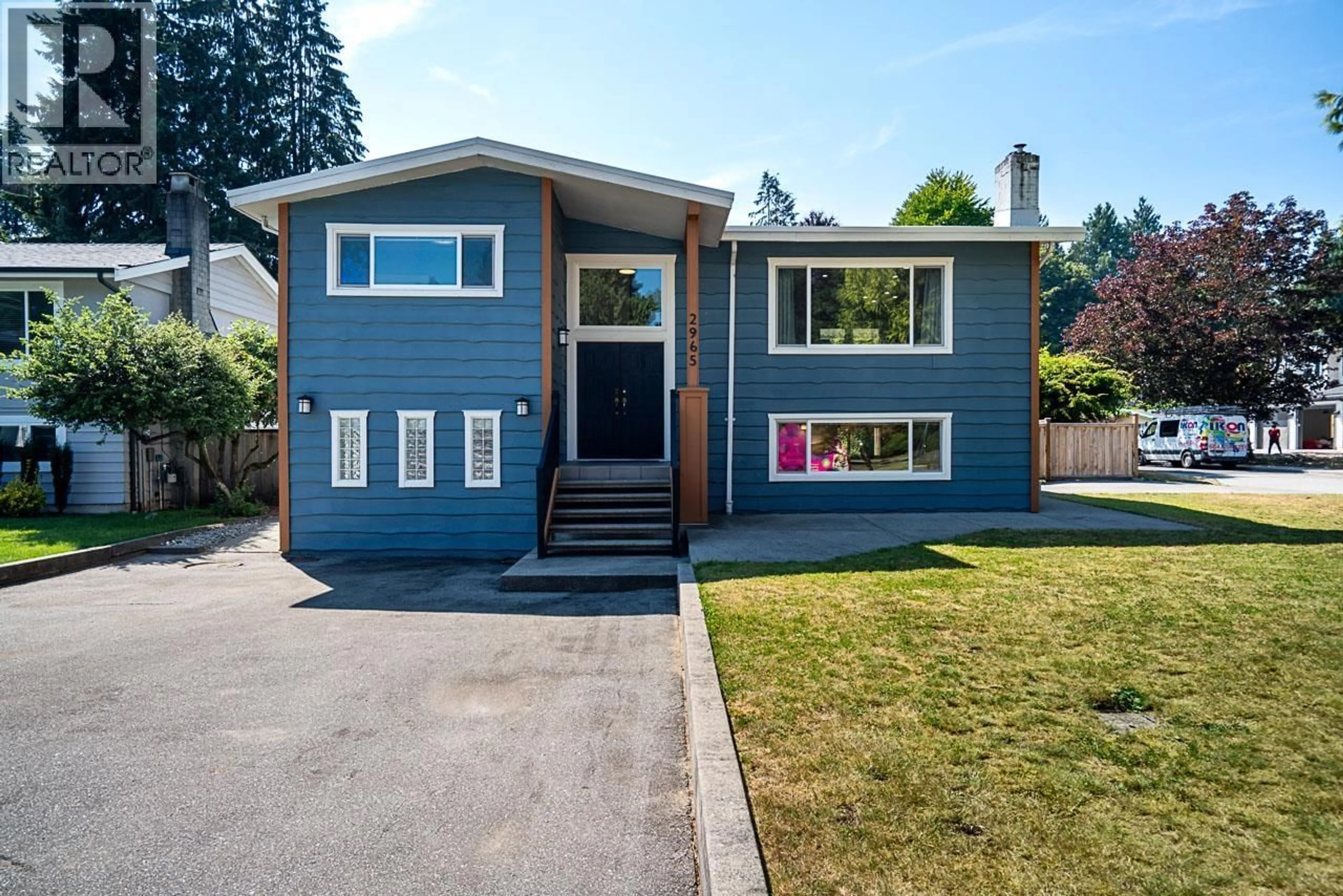 Home with vinyl exterior material, street for 2965 CUMBERLAND STREET, Port Coquitlam British Columbia V3B3V3