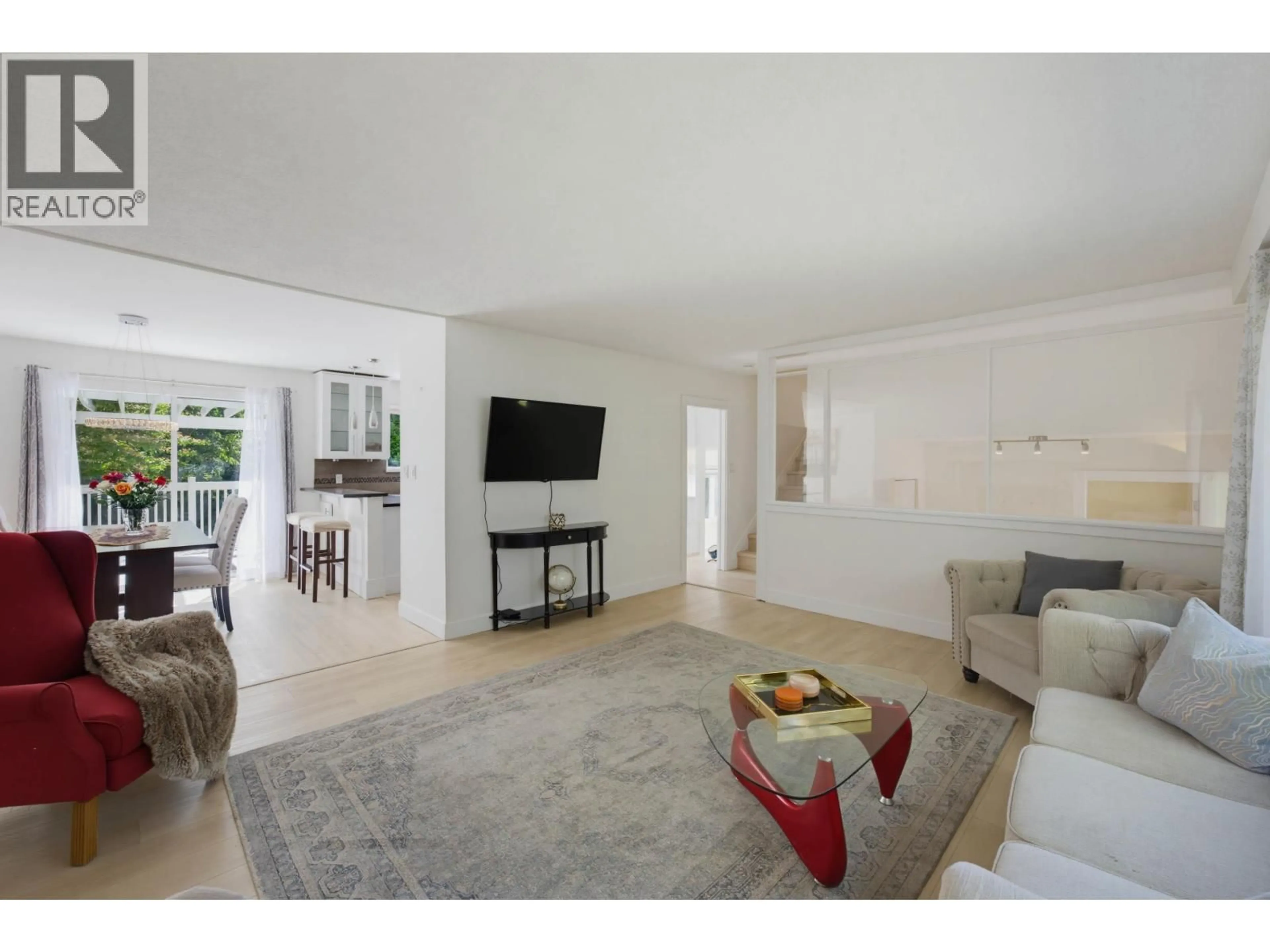 Living room with furniture, unknown for 856 55A STREET, Delta British Columbia V4M3M4