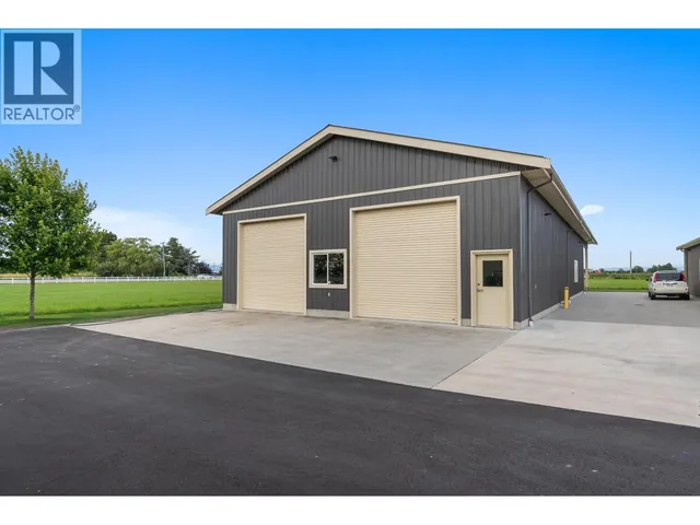 2750 52 STREET, Delta 5