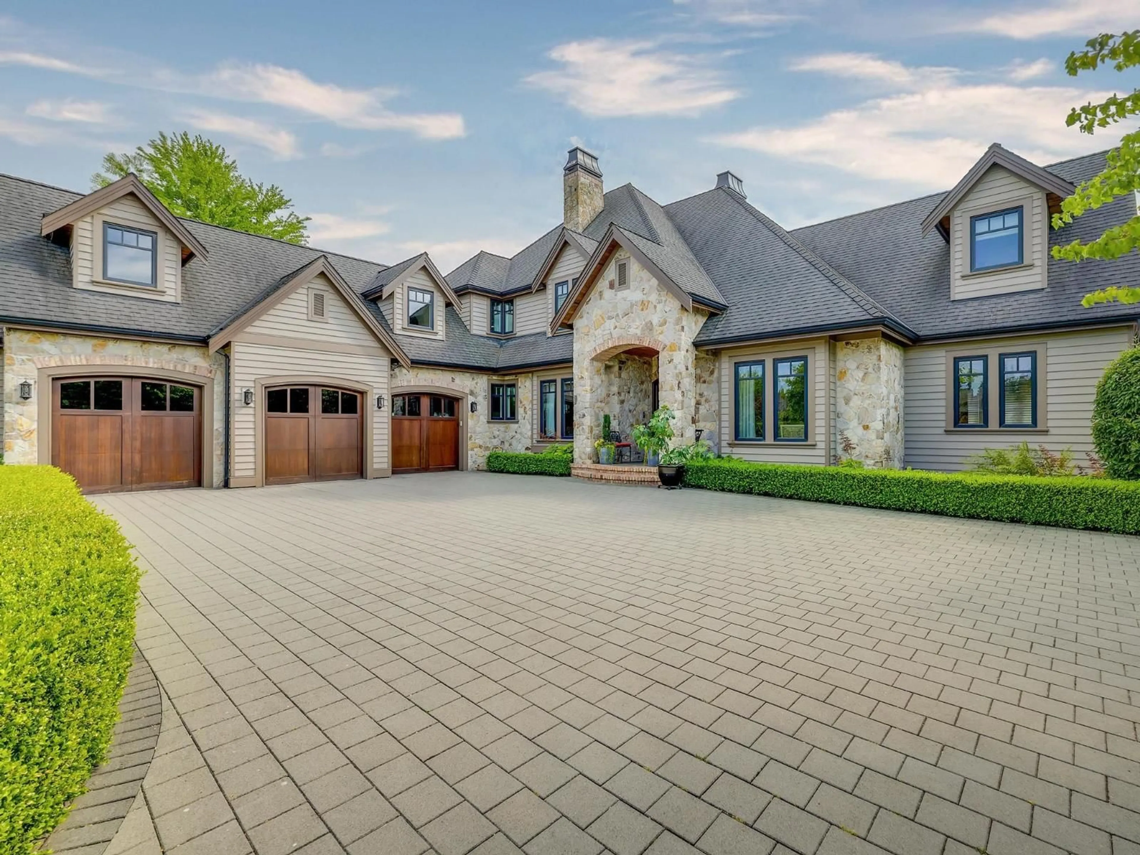 Home with brick exterior material, street for 20152 2 AVENUE, Langley British Columbia V2Z0A3