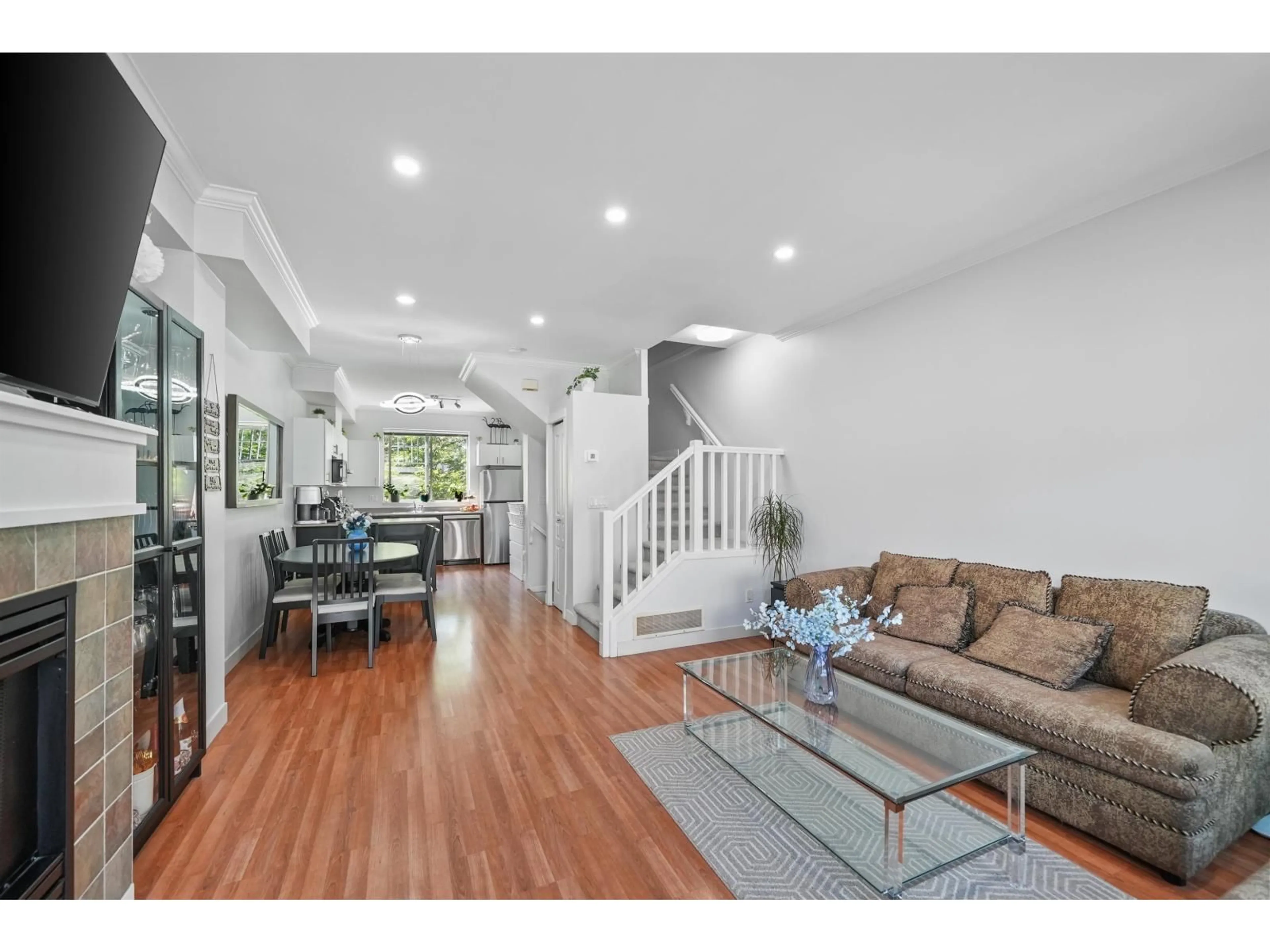 Unknown for 30 - 8383 159 STREET, Surrey British Columbia V4N0W2