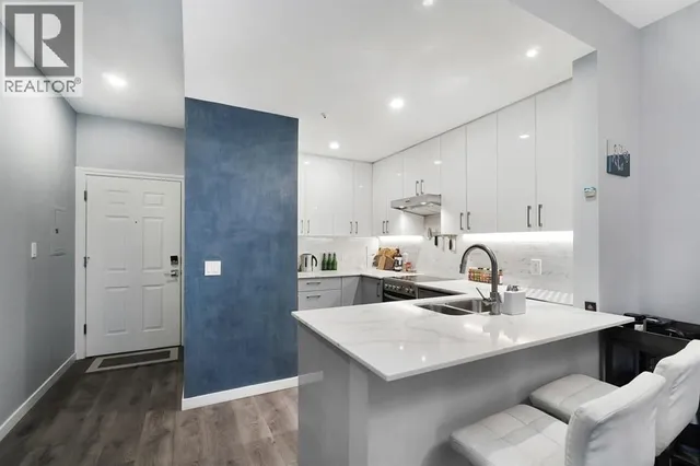 306 - 630 ROCHE POINT DRIVE, North Vancouver 2