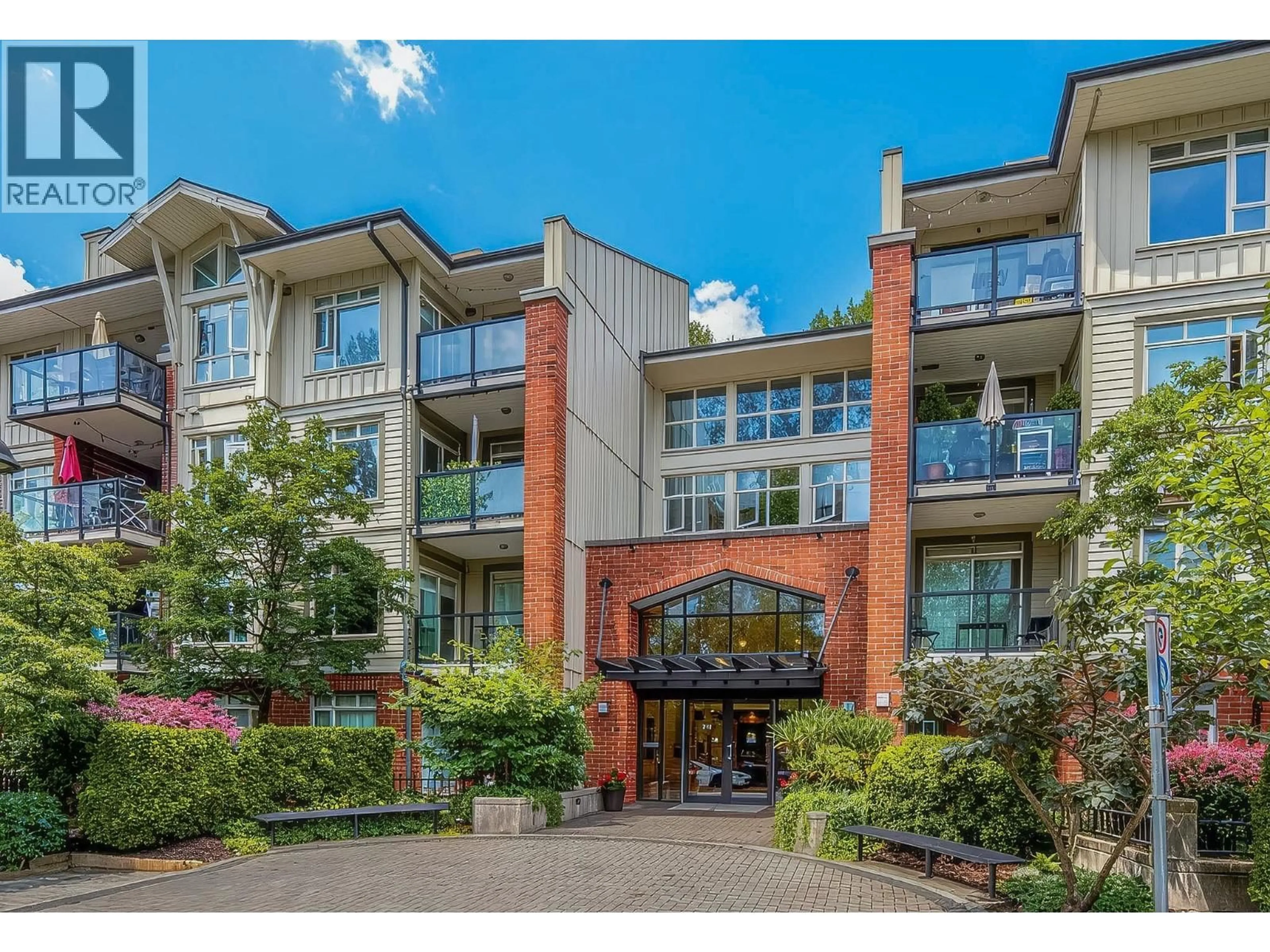 Unknown for 304 - 100 CAPILANO ROAD, Port Moody British Columbia V3H5M9