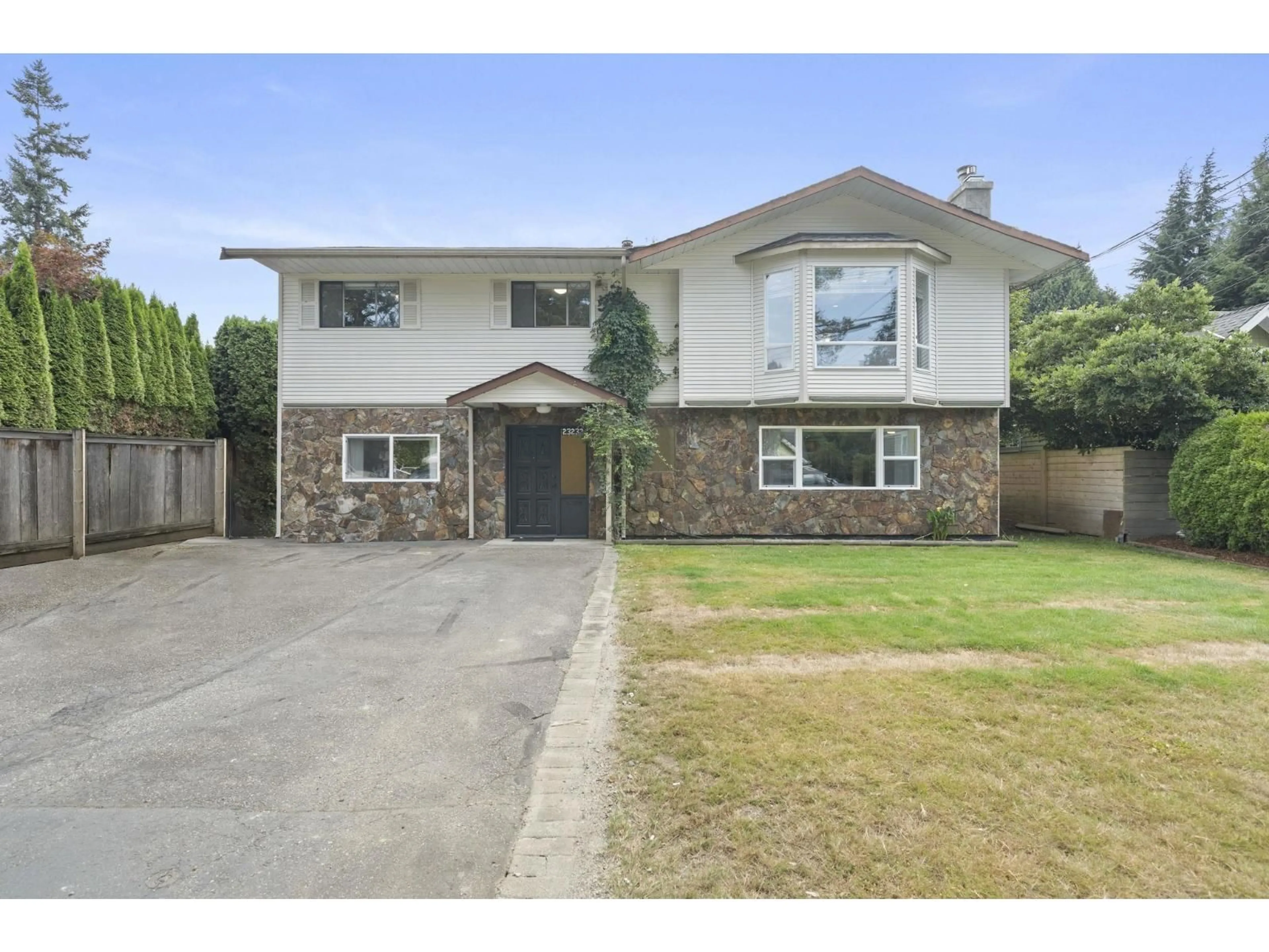 Unknown for 23232 FRANCIS AVENUE, Langley British Columbia V1M2S2