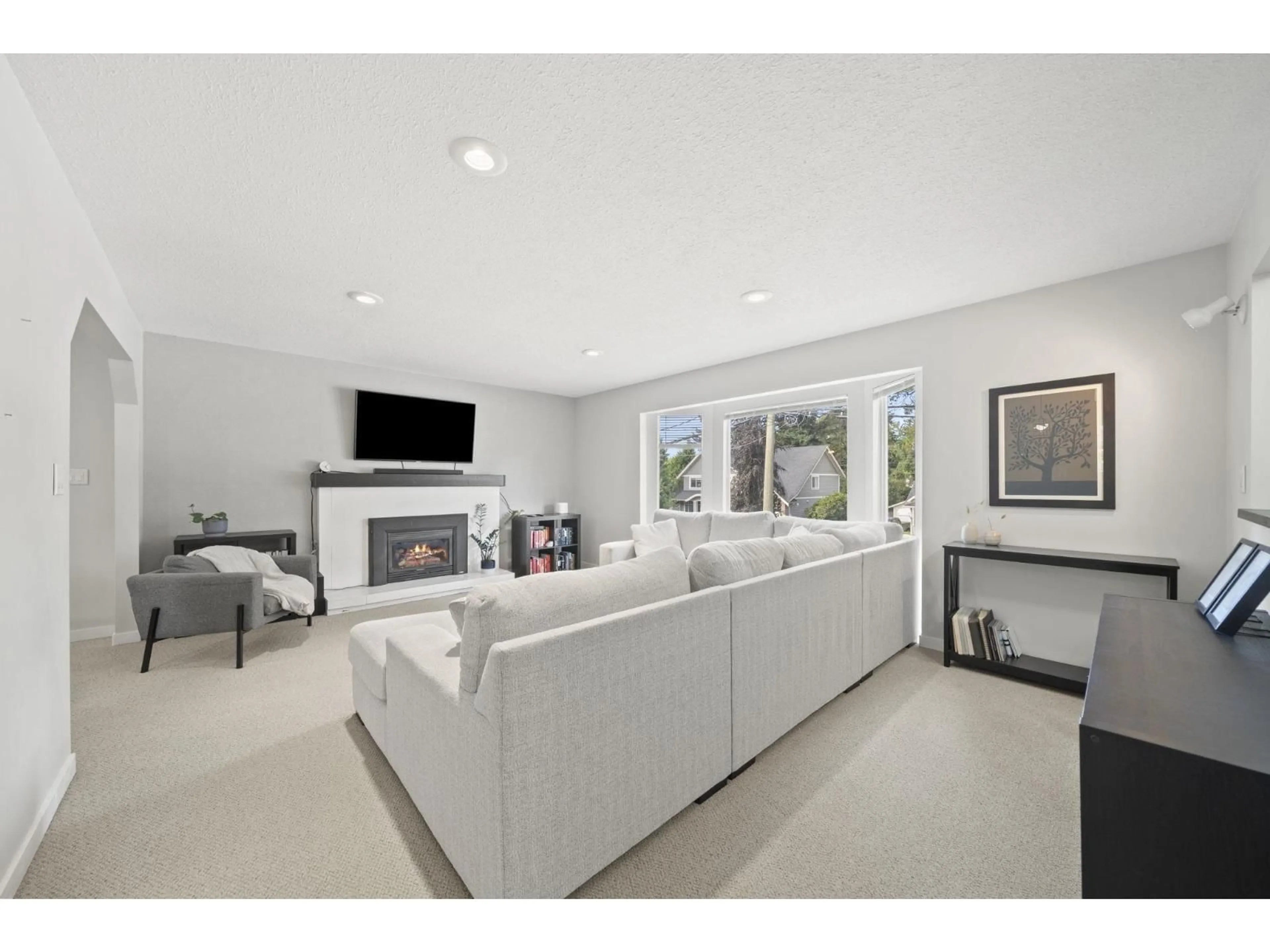 Living room with furniture, unknown for 23232 FRANCIS AVENUE, Langley British Columbia V1M2S2