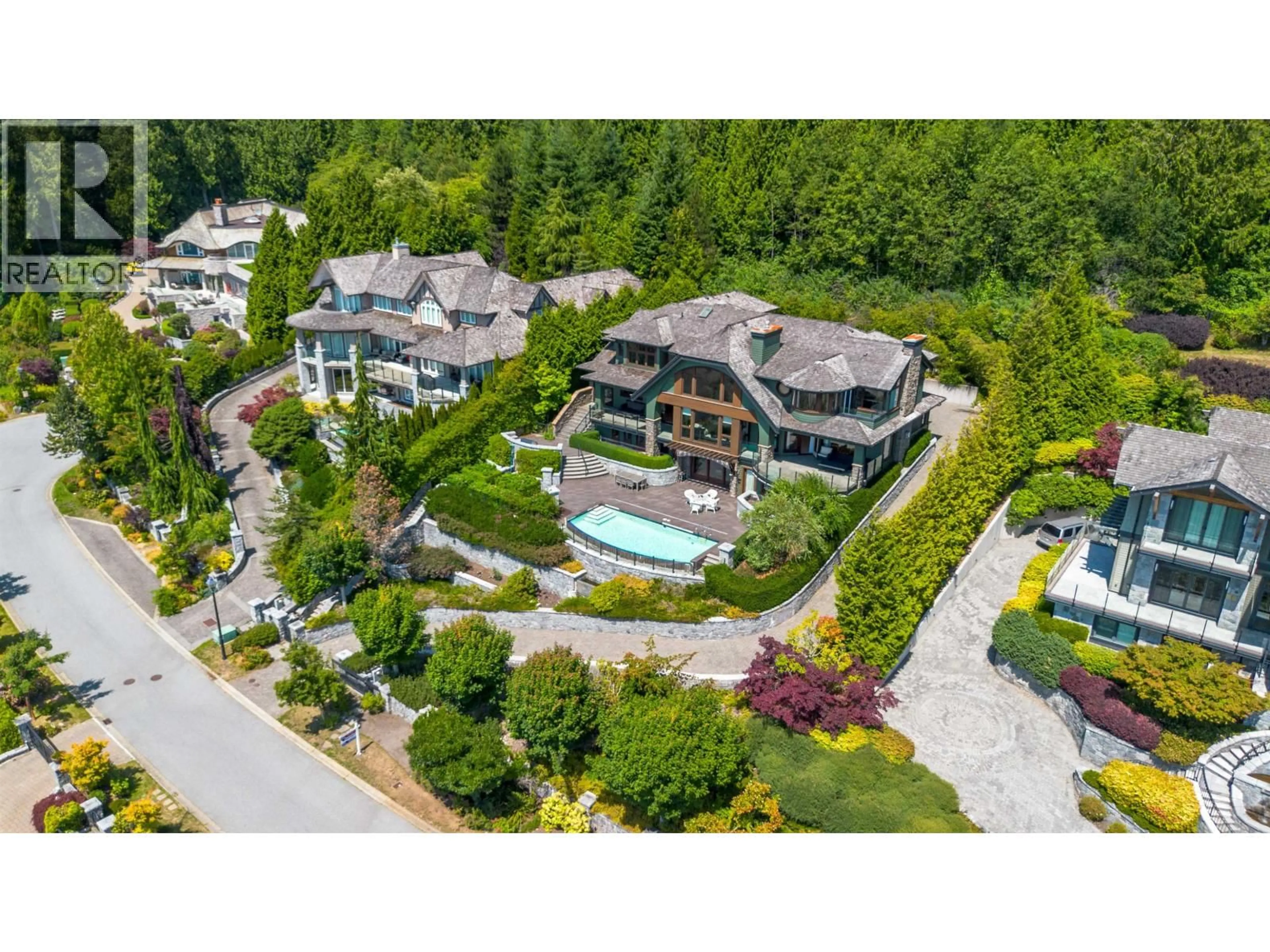 A pic from outside/outdoor area/front of a property/back of a property/a pic from drone, mountain view for 2766 WILLOUGHBY ROAD, West Vancouver British Columbia V7S3J2