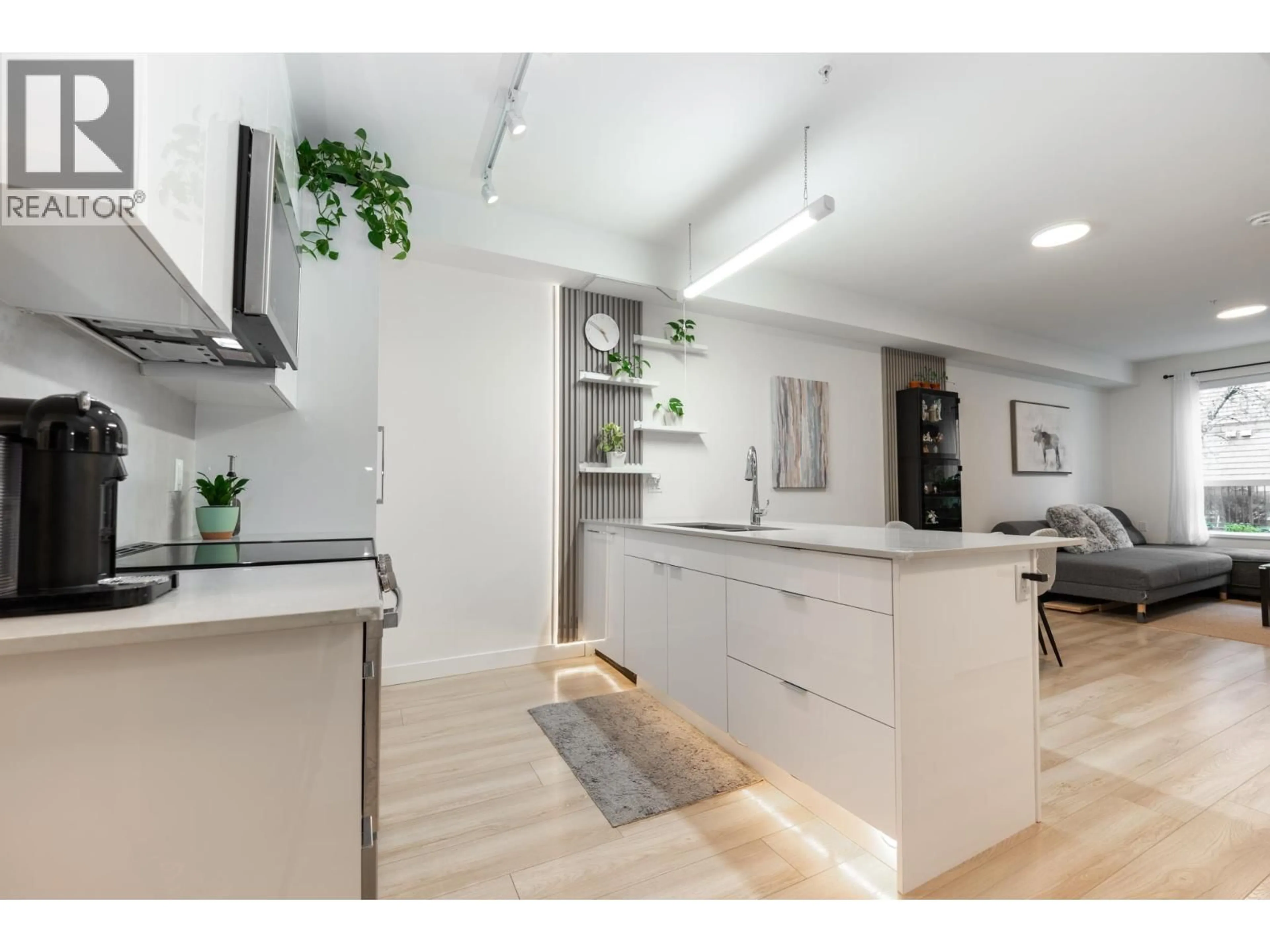 Open concept kitchen, unknown for 105 - 11913 BURNETT STREET, Maple Ridge British Columbia V2X4N1