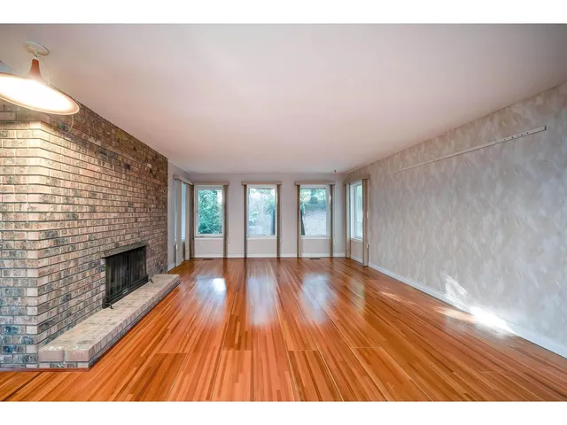 5242 STATION ROAD, Surrey 2