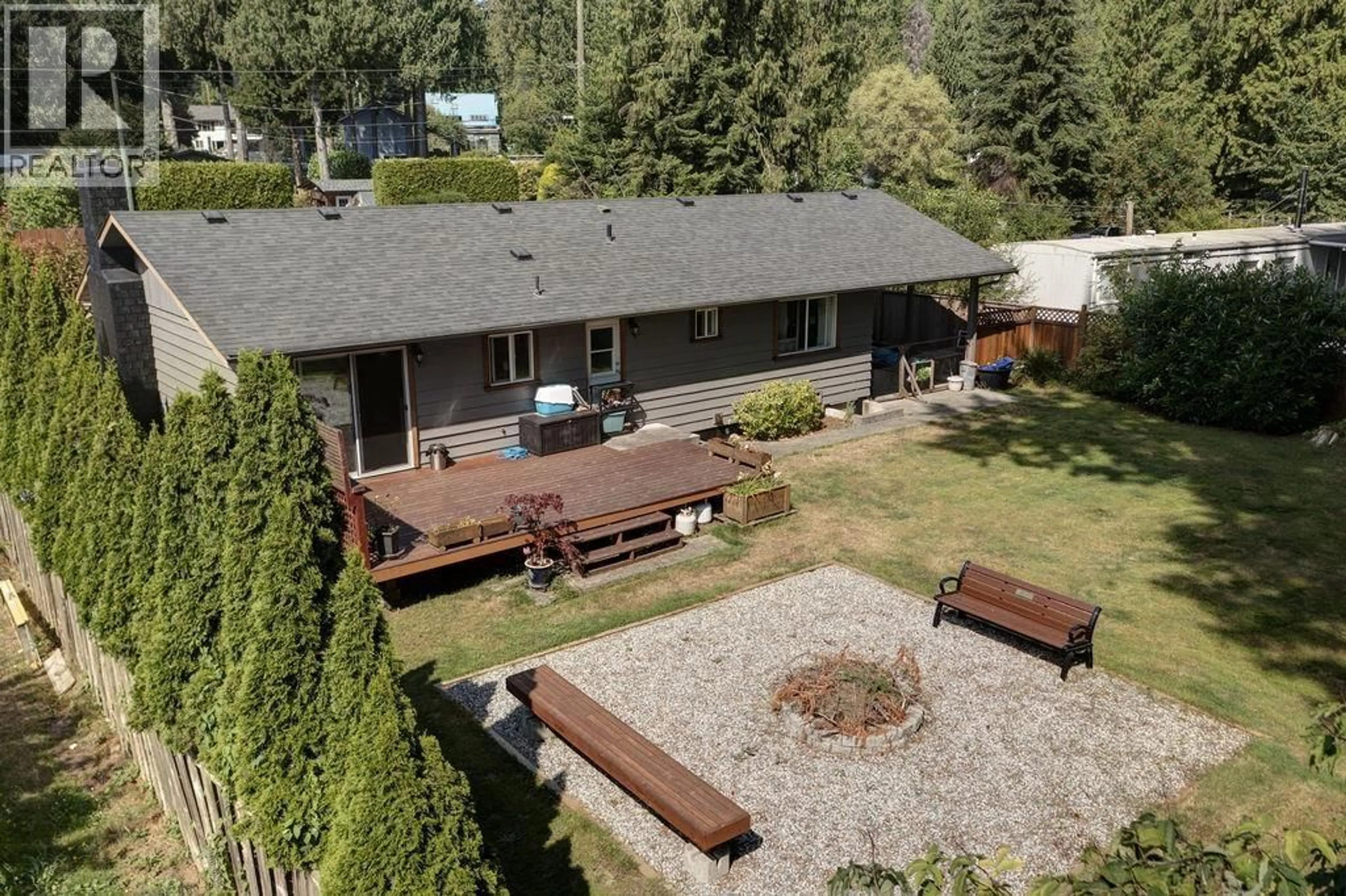 A pic from outside/outdoor area/front of a property/back of a property/a pic from drone, unknown for 3367 RICHARDS ROAD, Roberts Creek British Columbia V0N2W2