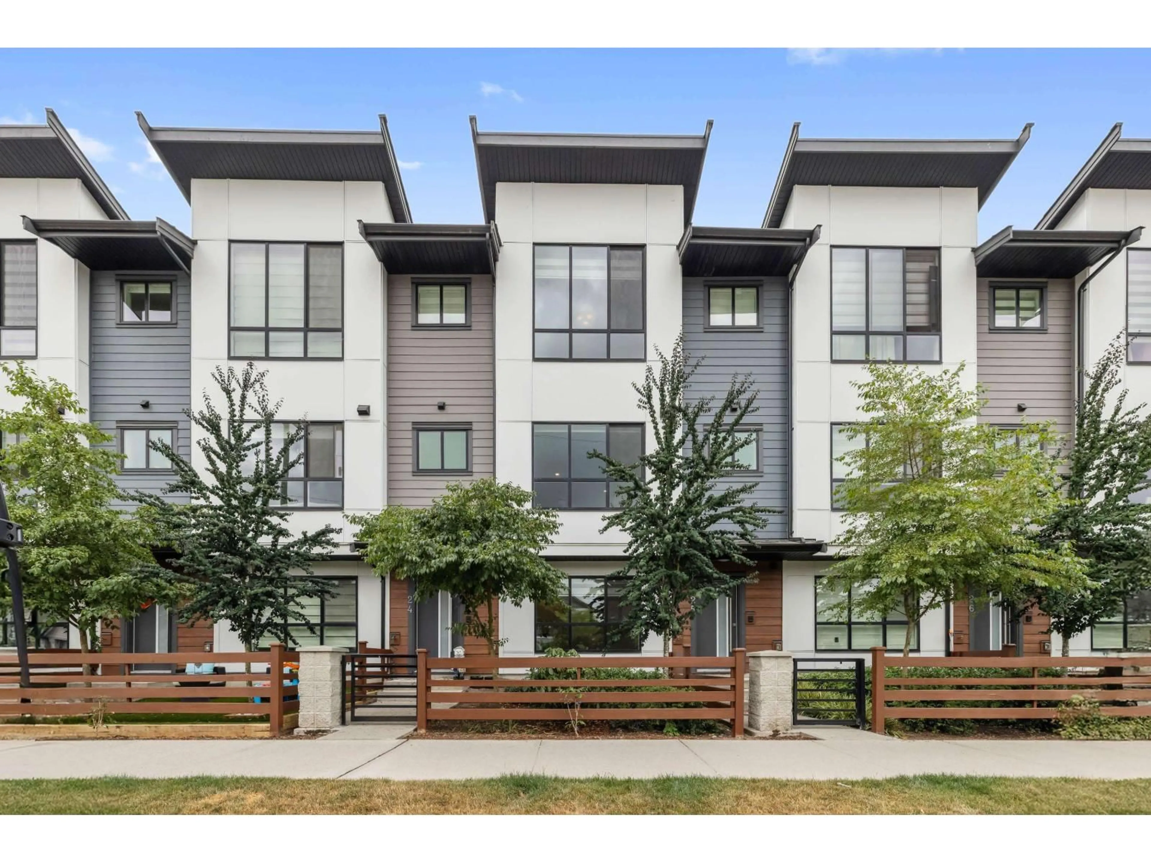 Unknown for 24 - 7177 194A STREET, Surrey British Columbia V4N1N3