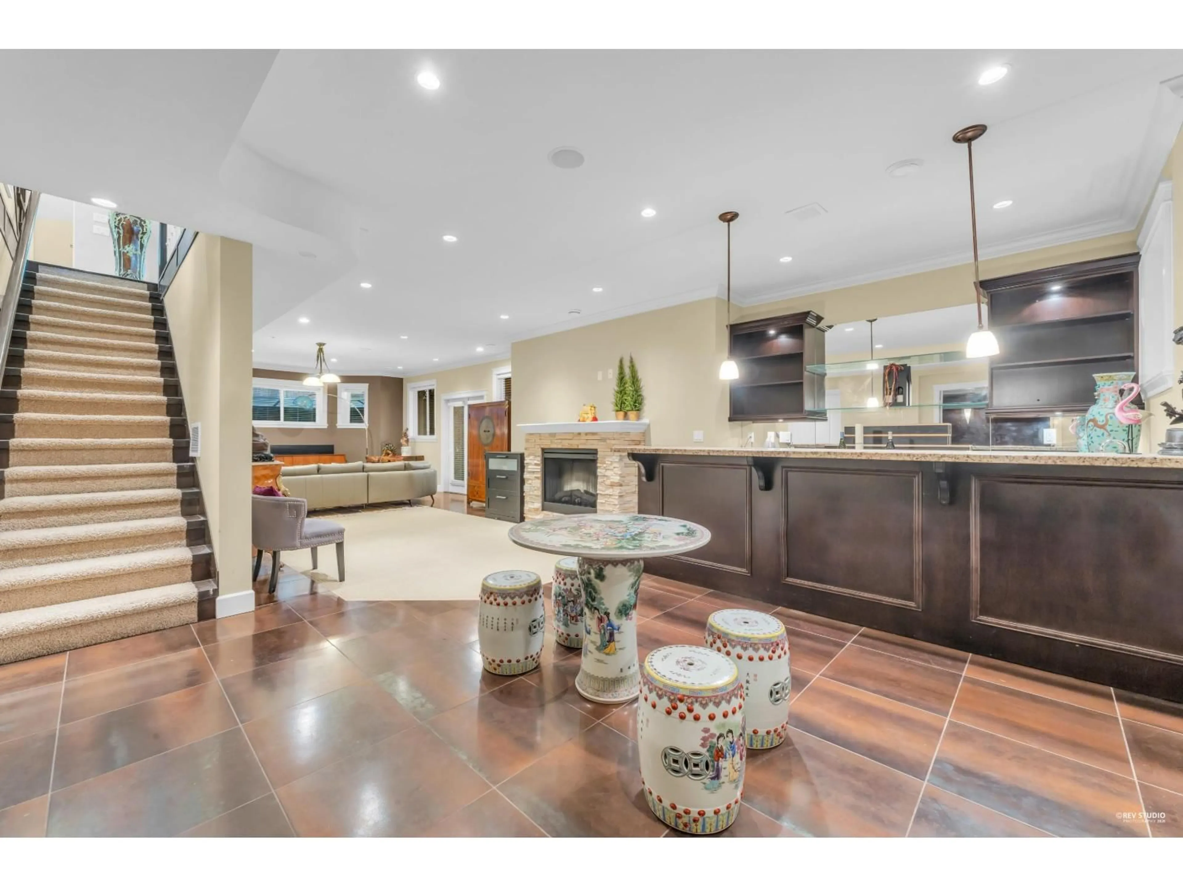 Open concept kitchen, ceramic/tile floor for 3098 162A STREET, Surrey British Columbia V3Z7E1