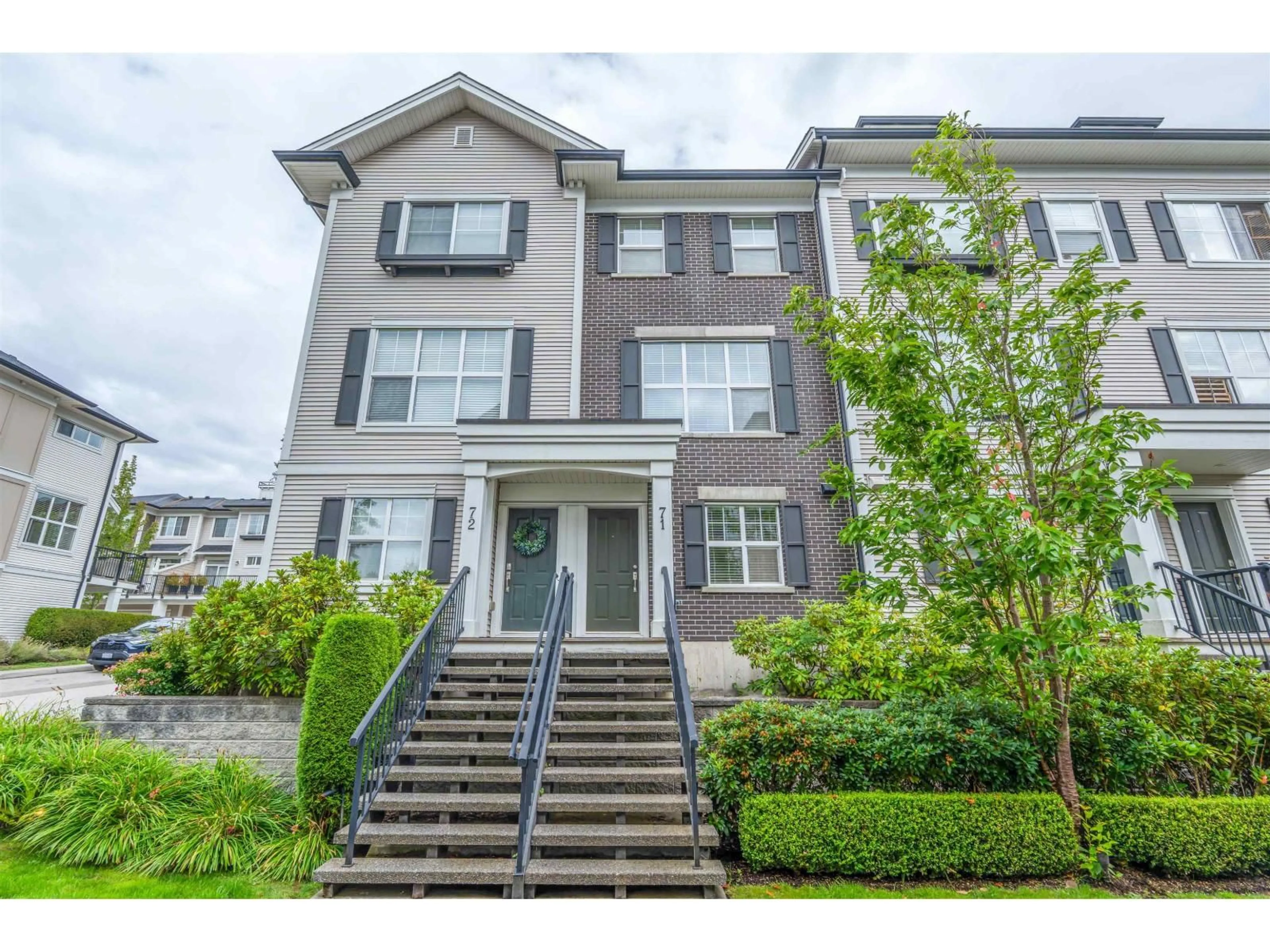 Unknown for 71 - 2469 164 STREET, Surrey British Columbia V3S3T4