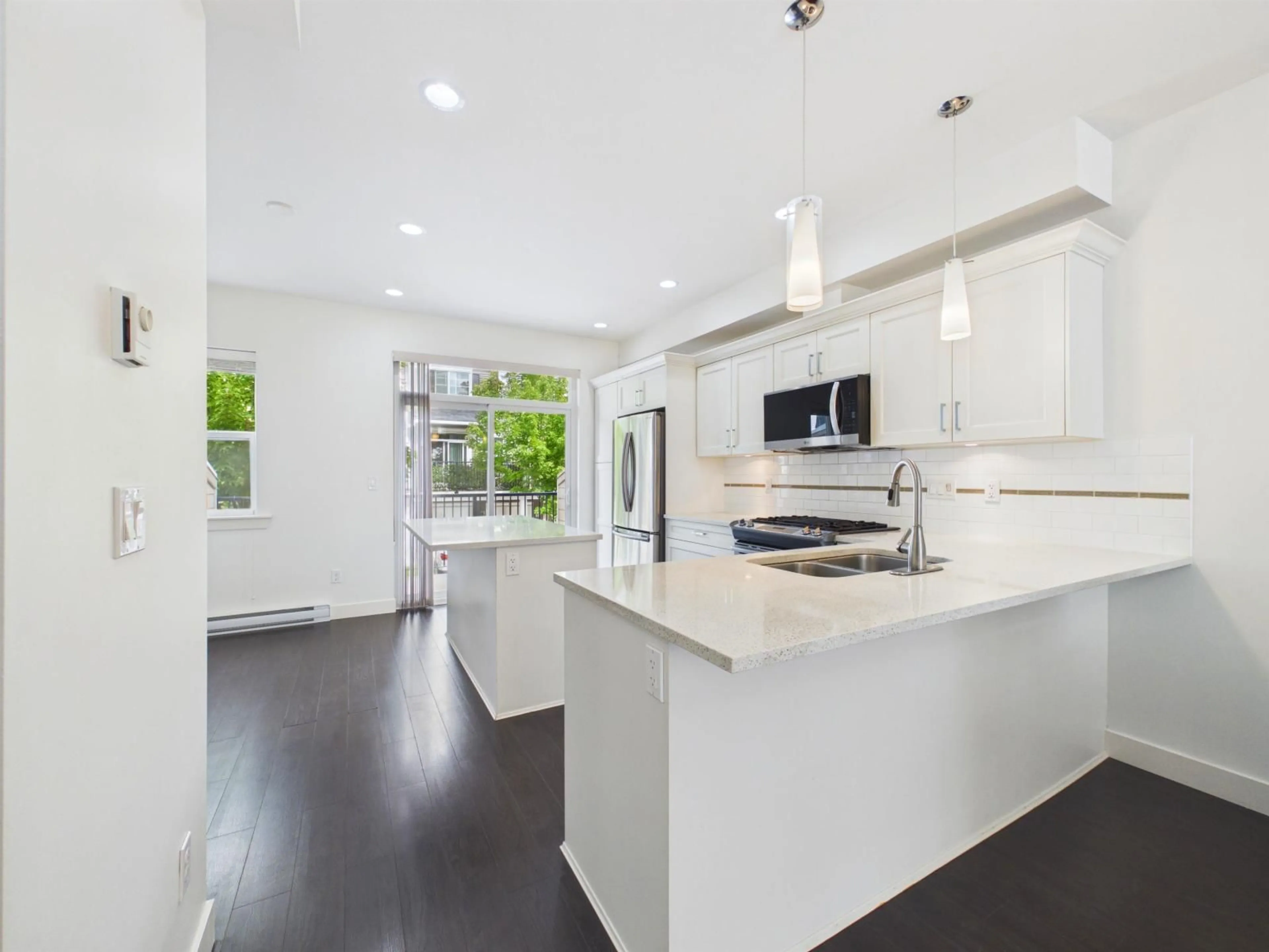 Open concept kitchen, unknown for 71 - 2469 164 STREET, Surrey British Columbia V3S3T4