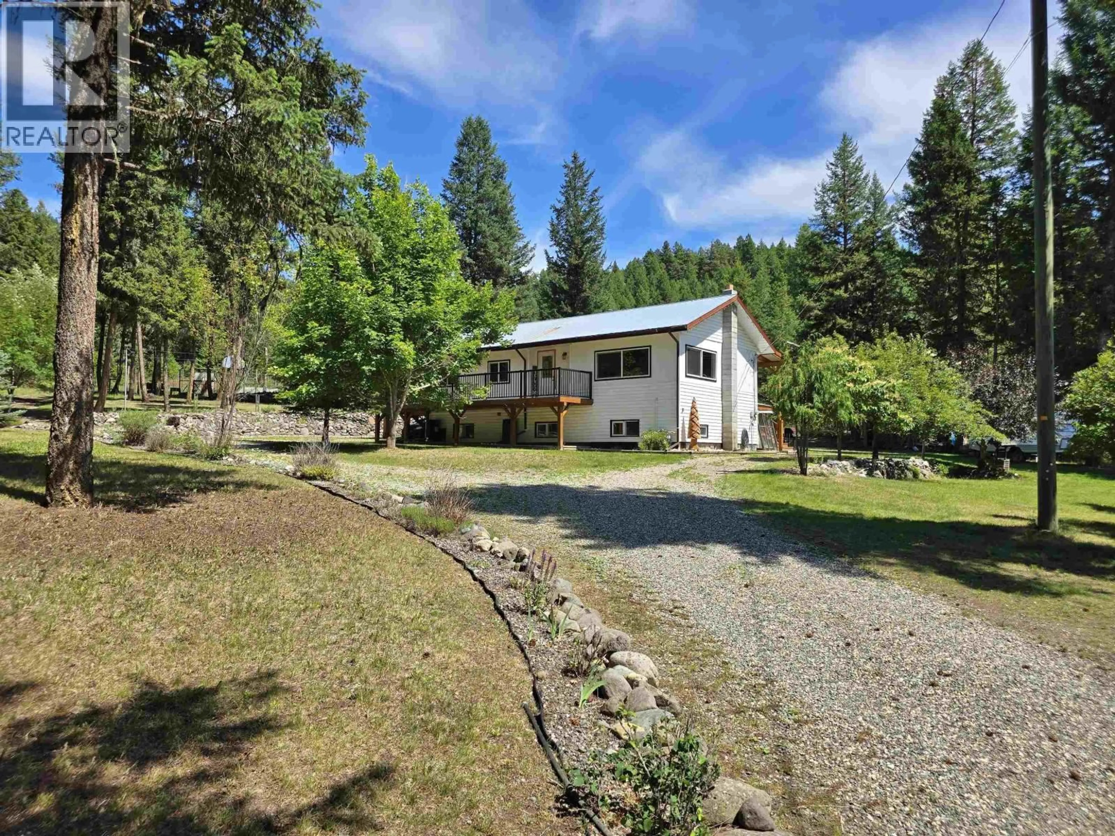 A pic from outside/outdoor area/front of a property/back of a property/a pic from drone, unknown for 2435 SANDBERG ROAD, Williams Lake British Columbia V2G4W5