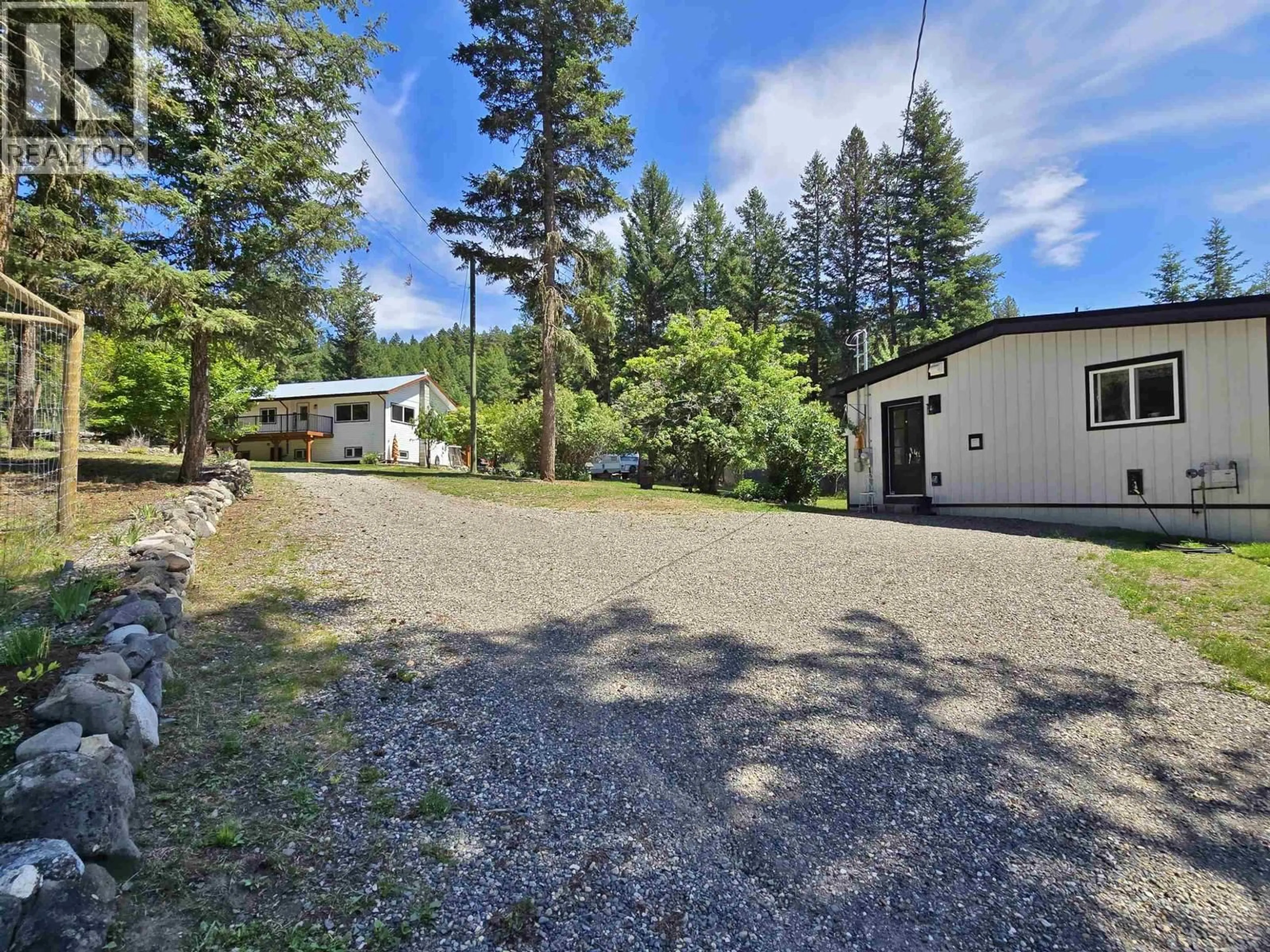 A pic from outside/outdoor area/front of a property/back of a property/a pic from drone, unknown for 2435 SANDBERG ROAD, Williams Lake British Columbia V2G4W5