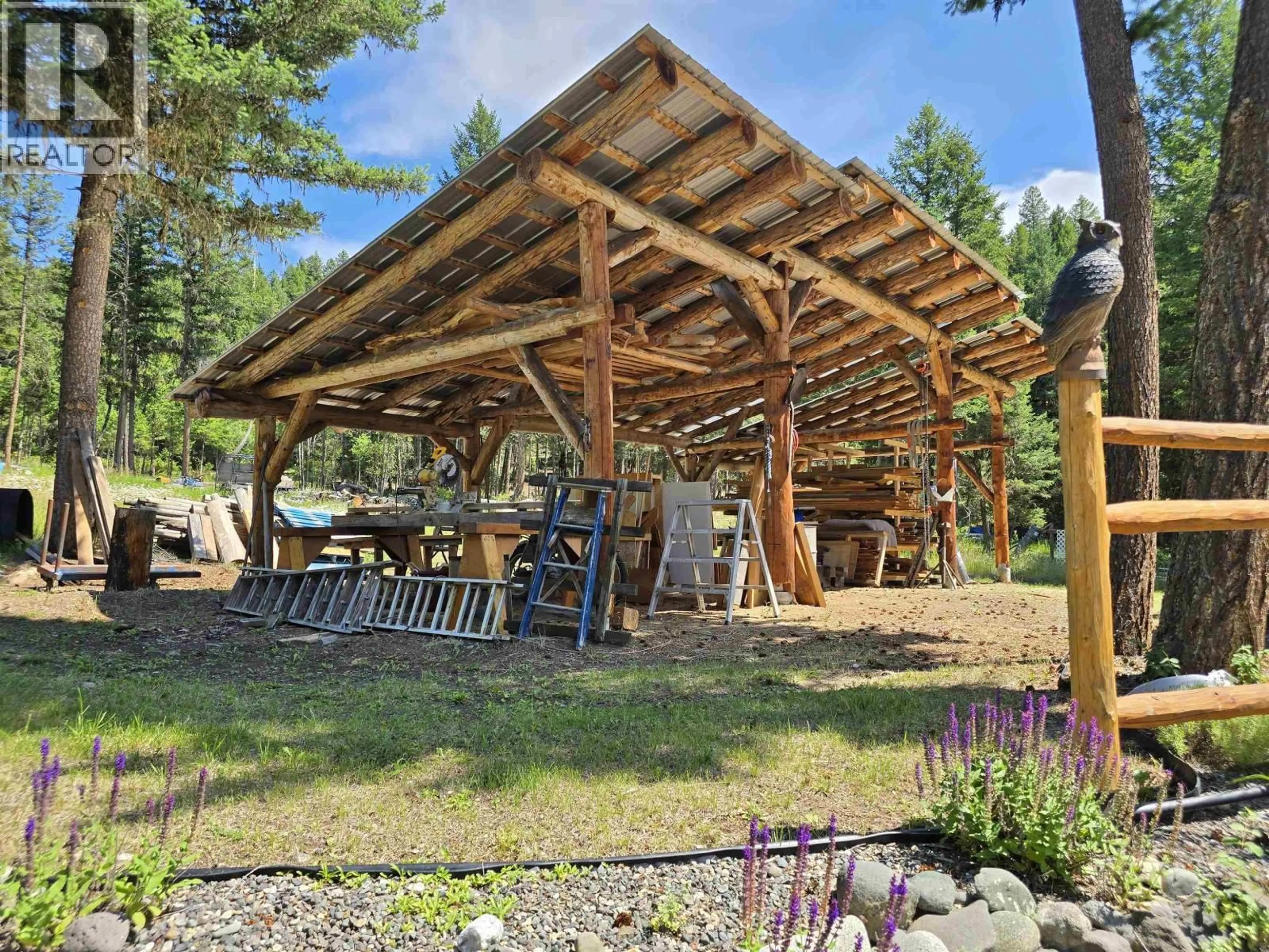Patio, unknown for 2435 SANDBERG ROAD, Williams Lake British Columbia V2G4W5