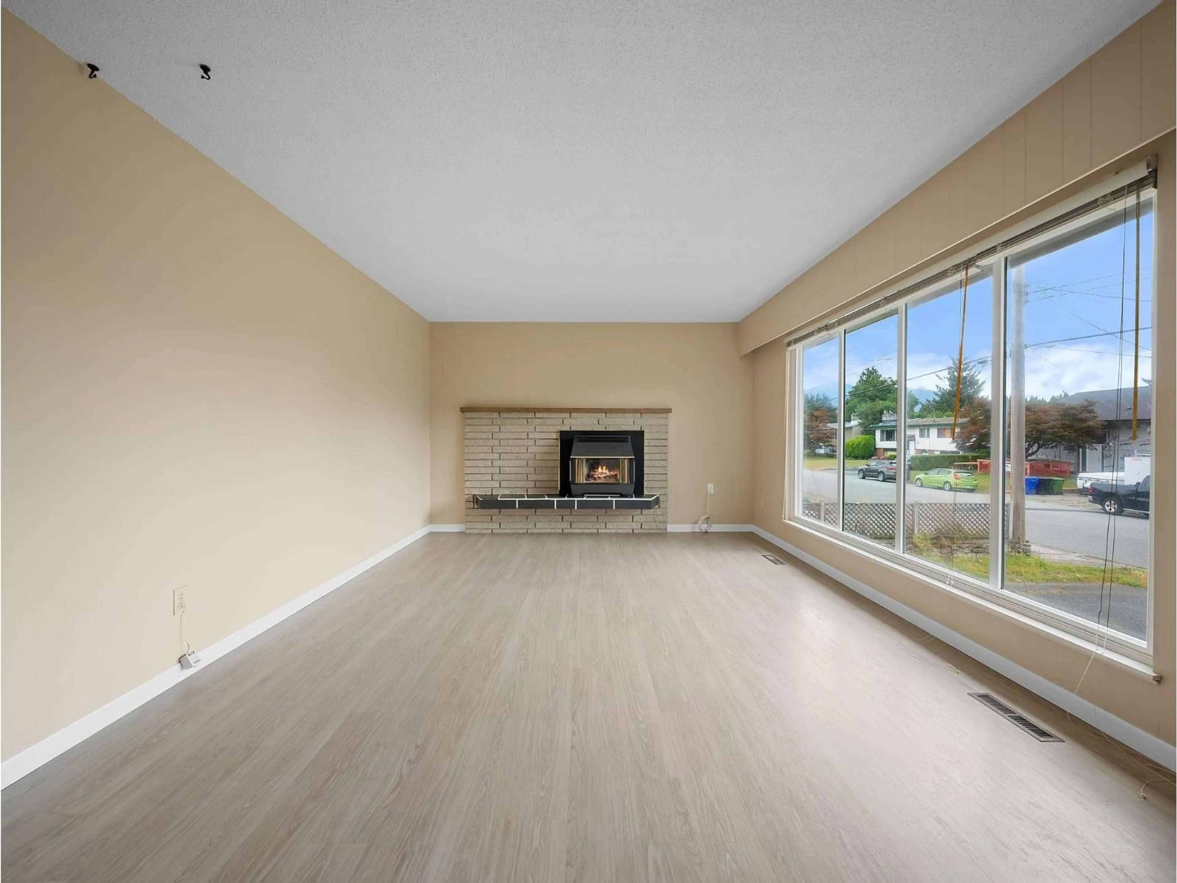 A pic of a room for 10059 KILLARNEY DRIVE, Chilliwack British Columbia V2P5P7