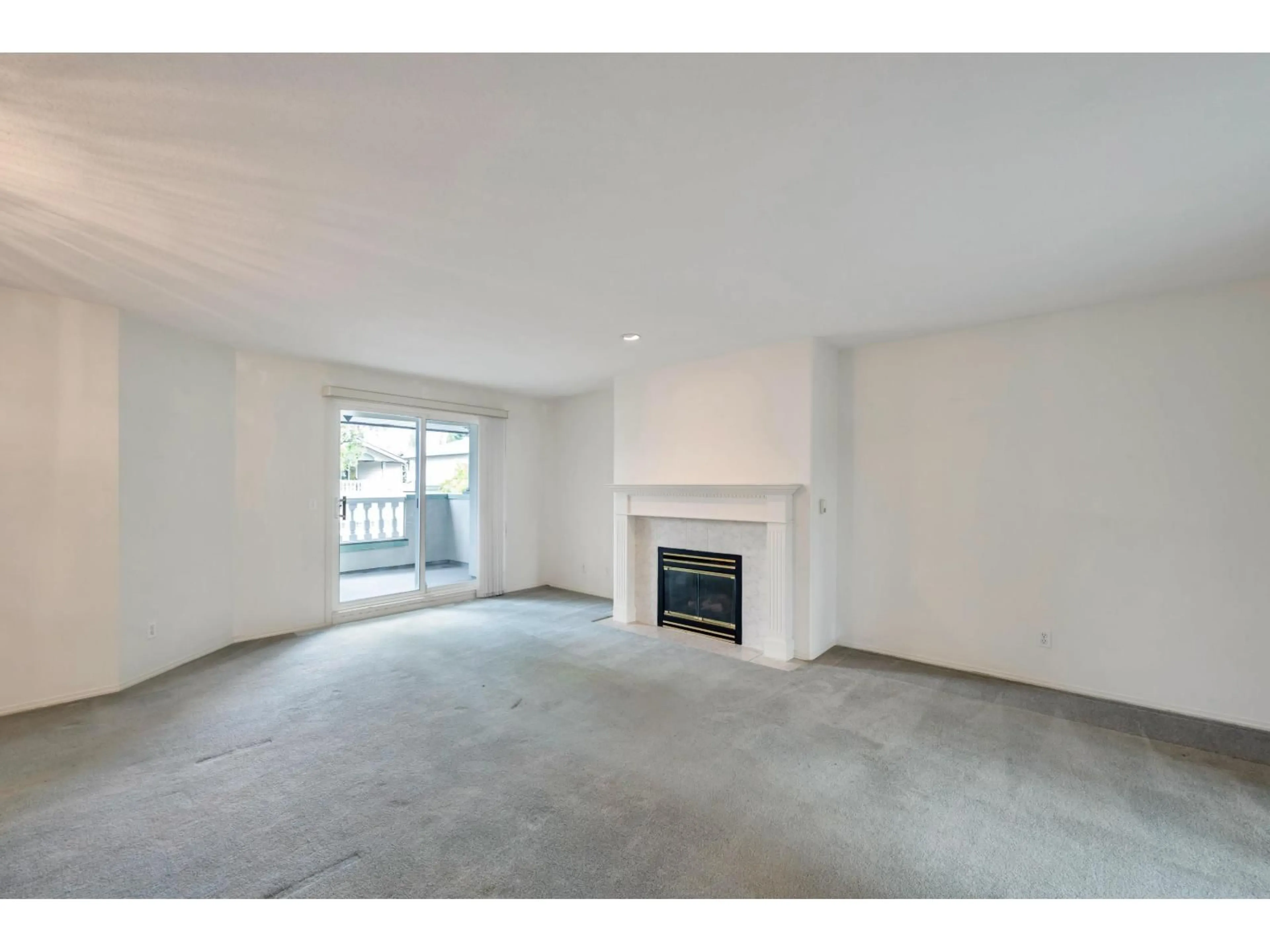 A pic of a room for 234 - 13888 70 AVENUE, Surrey British Columbia V3W0R8