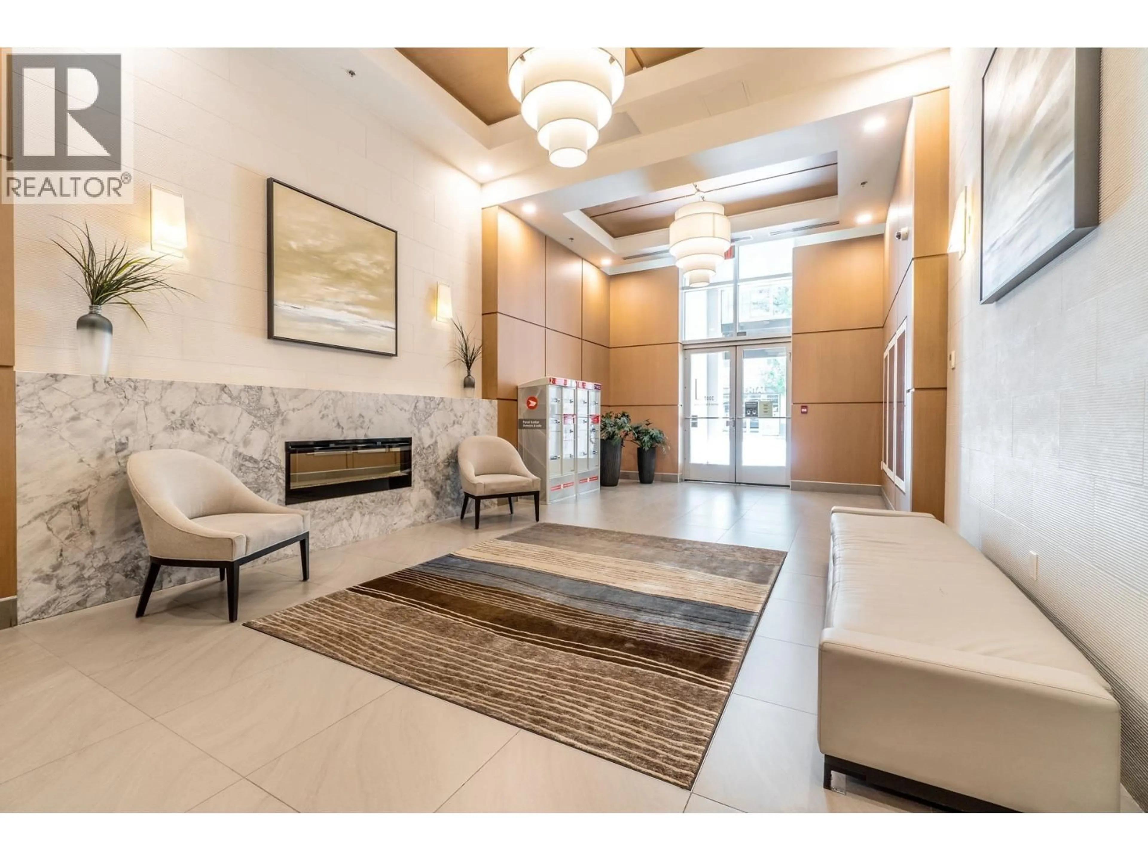 Unknown for 805 - 3007 GLEN DRIVE, Coquitlam British Columbia V3B0L8