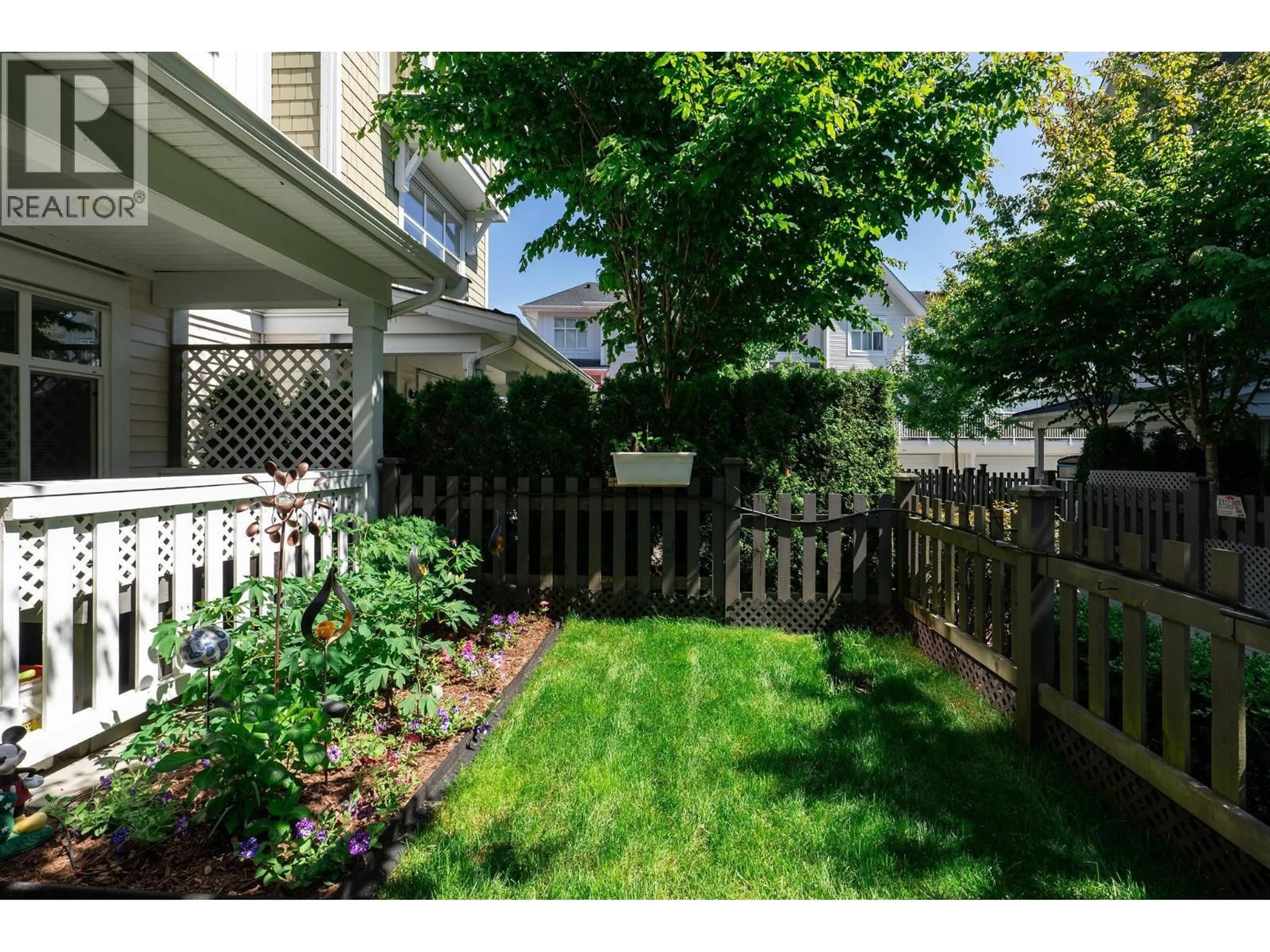 Patio, street for 2104 - 11295 PAZARENA PLACE, Maple Ridge British Columbia V2X4K9