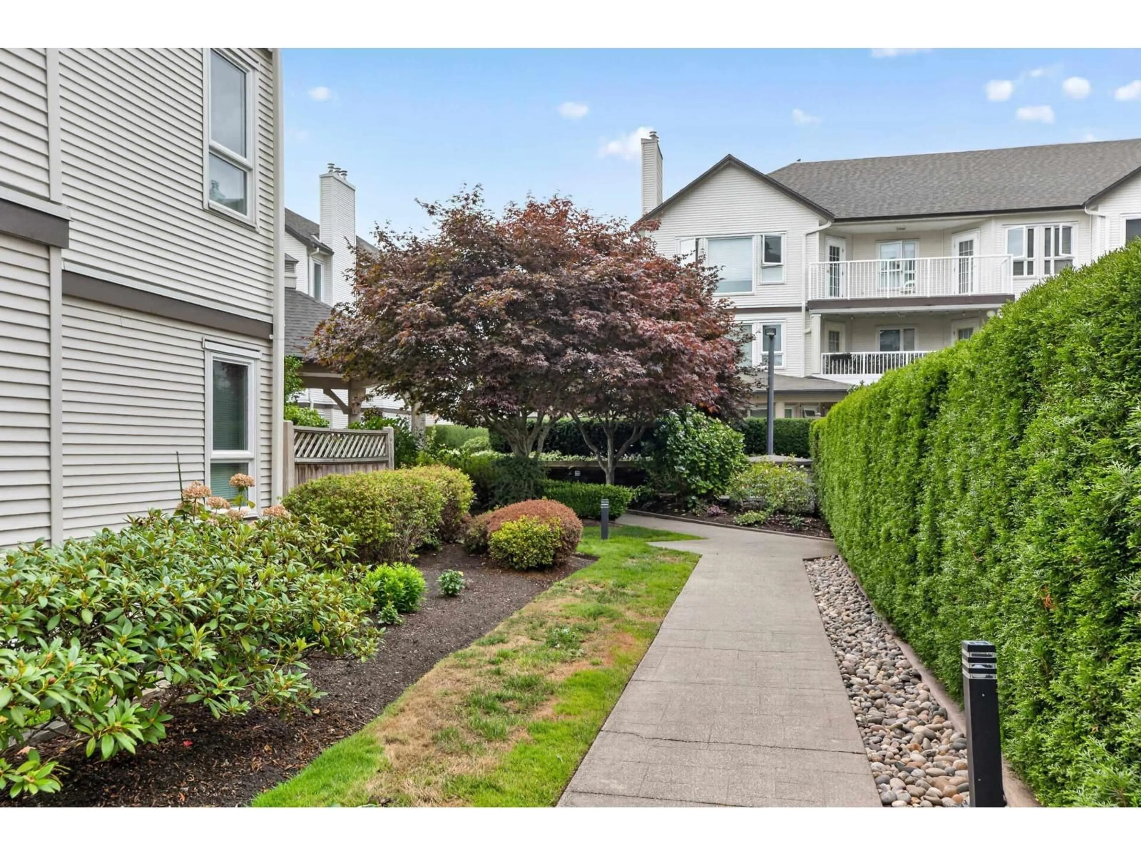 Patio, street for 109 - 17727 58 AVENUE, Surrey British Columbia V3S1L5