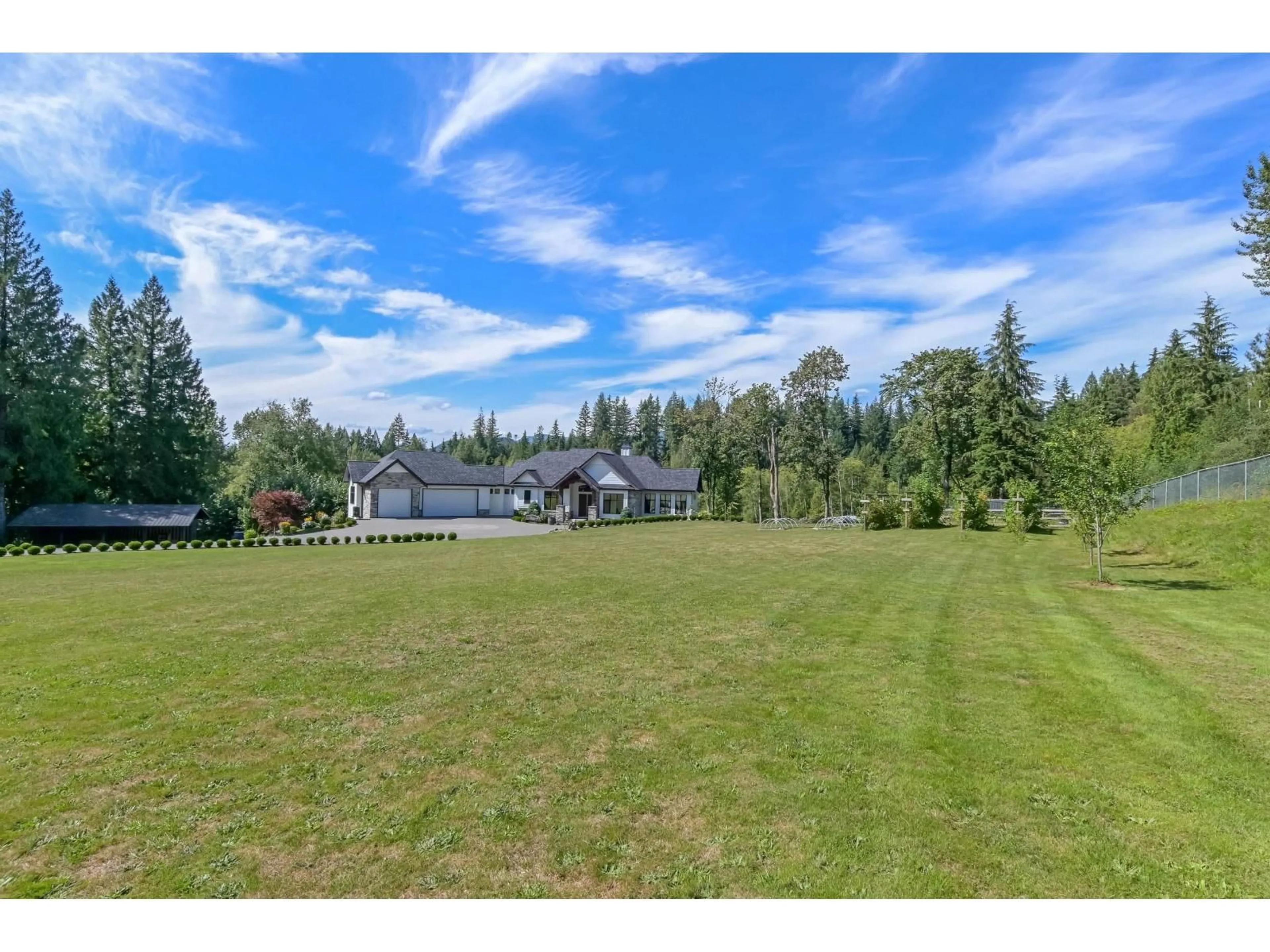 A pic from outside/outdoor area/front of a property/back of a property/a pic from drone, mountain view for 30675 SILVERHILL AVENUE, Mission British Columbia V4S1G9