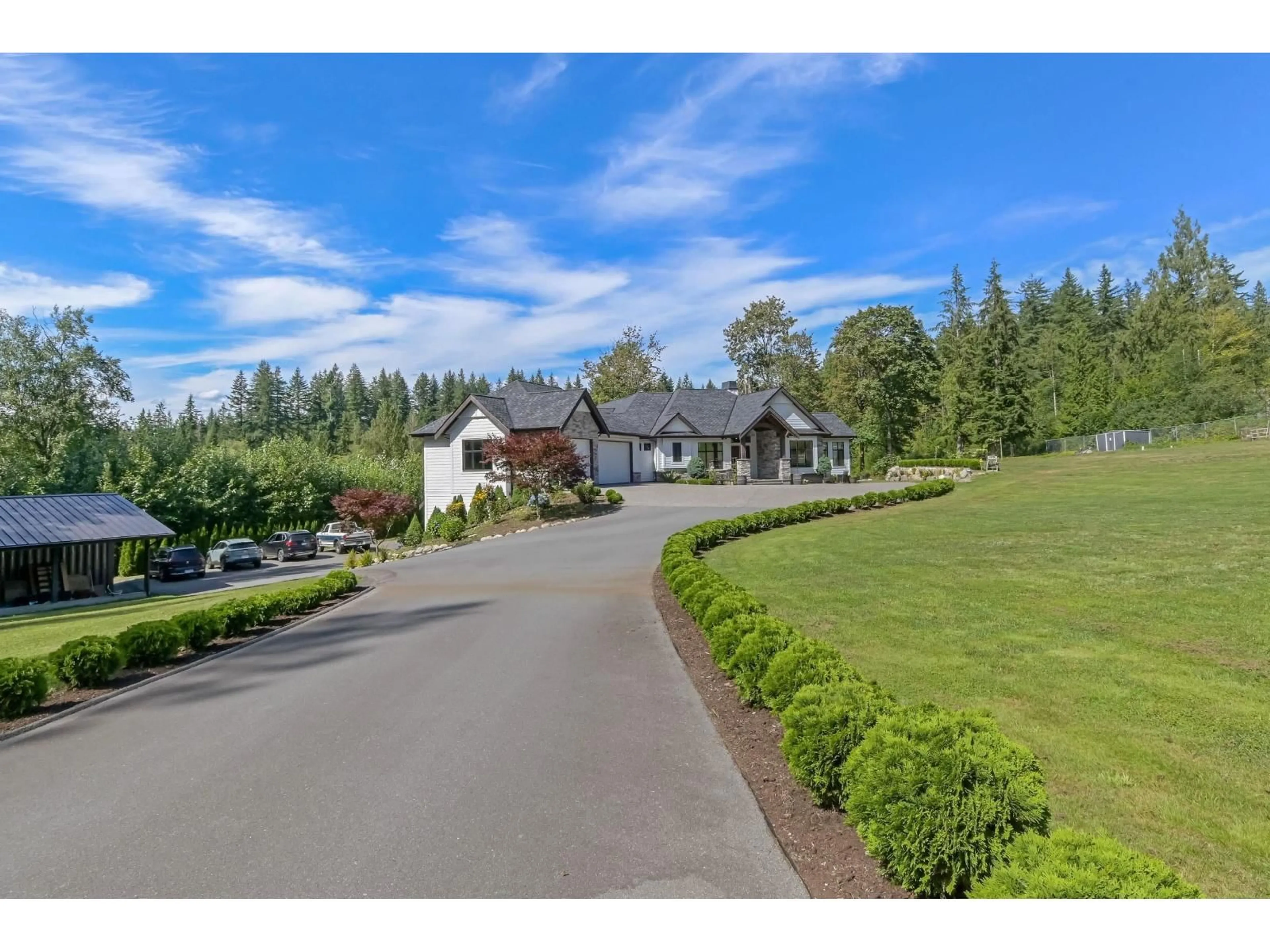 A pic from outside/outdoor area/front of a property/back of a property/a pic from drone, unknown for 30675 SILVERHILL AVENUE, Mission British Columbia V4S1G9