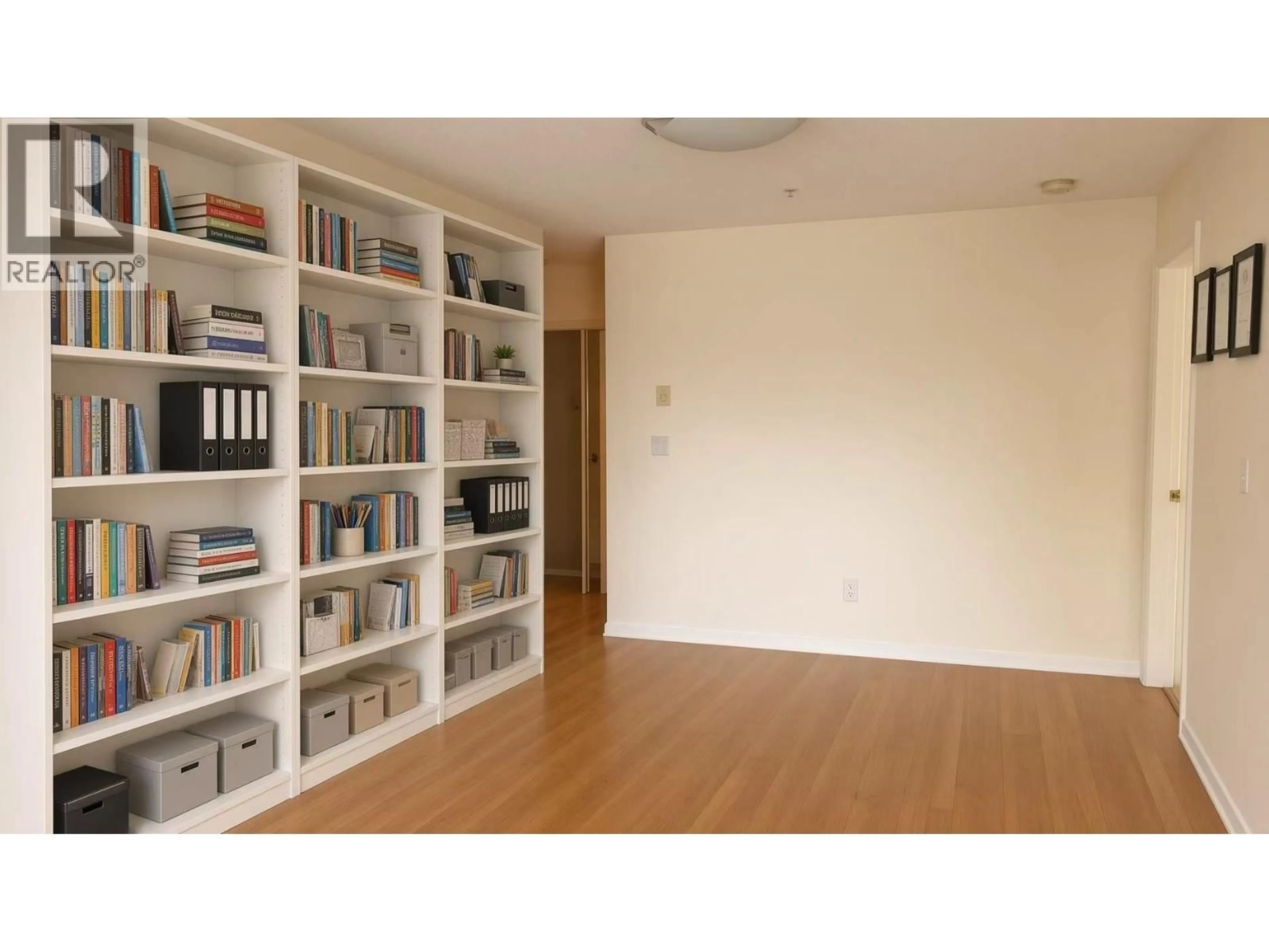A pic of a room for 305 - 3595 26TH AVENUE, Vancouver British Columbia V6S1N8