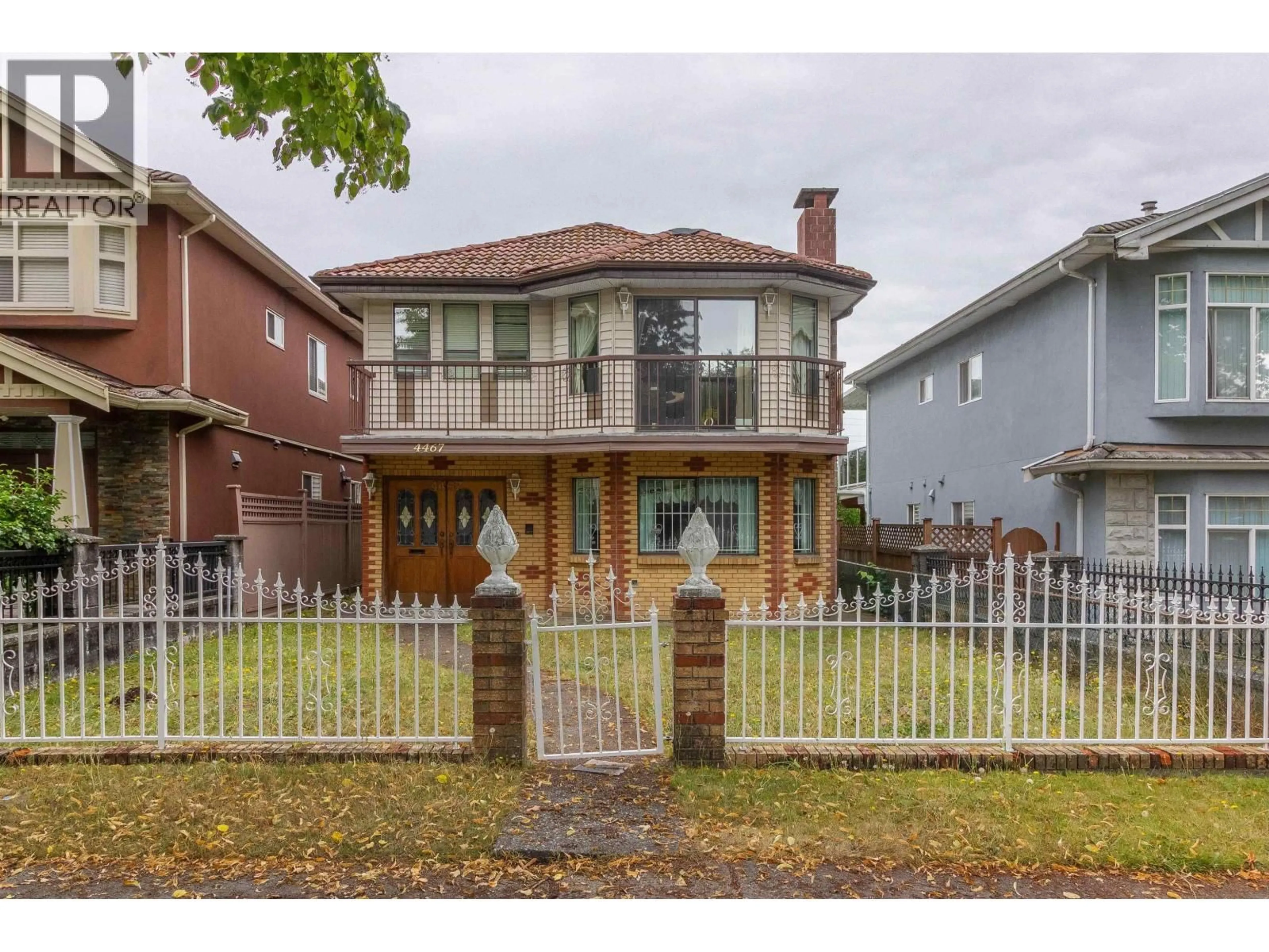 Home with brick exterior material, street for 4467 PERRY STREET, Vancouver British Columbia V5N3X6