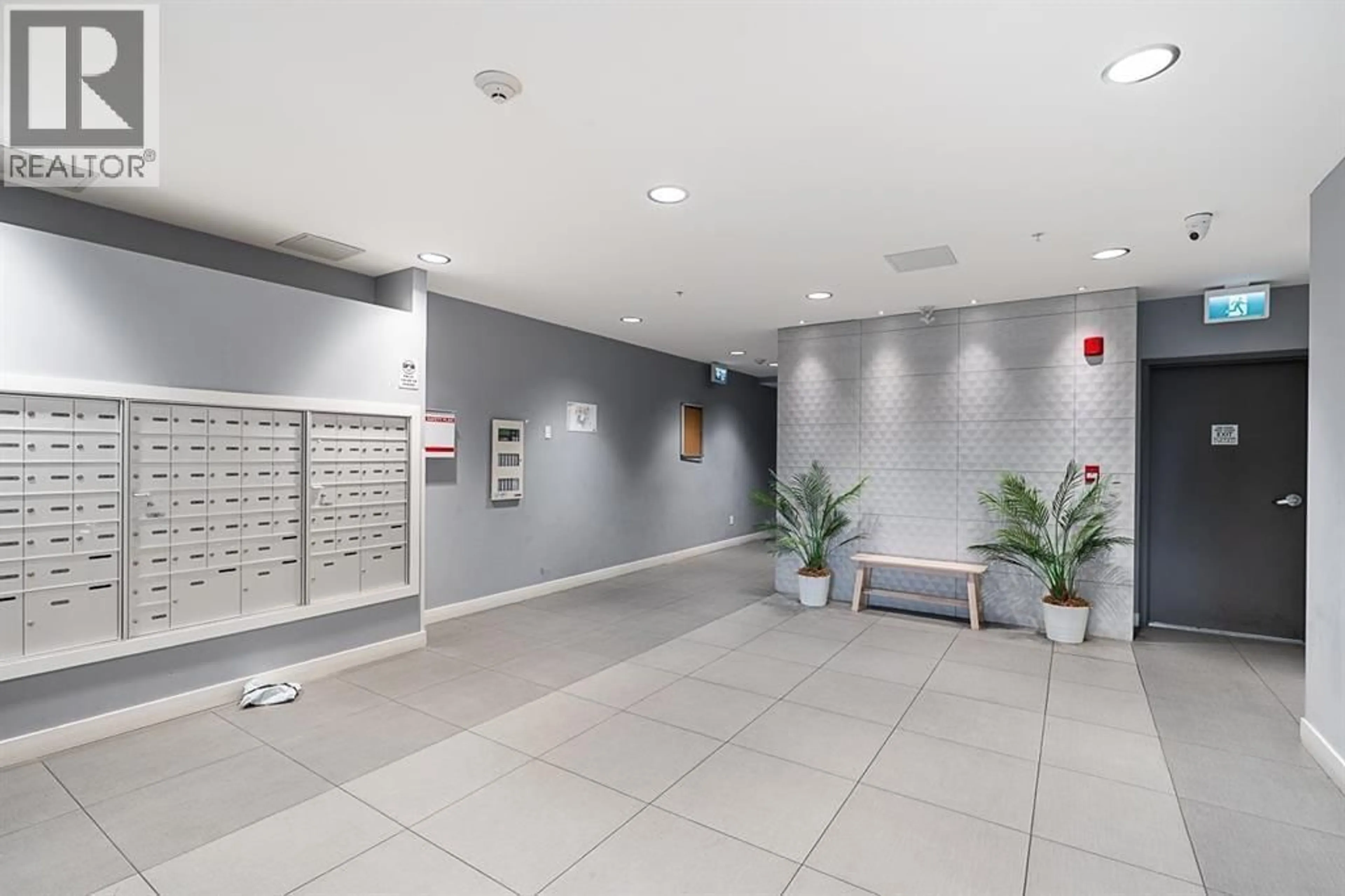Indoor foyer for 202 - 23233 GILLEY ROAD, Richmond British Columbia V6V1E6