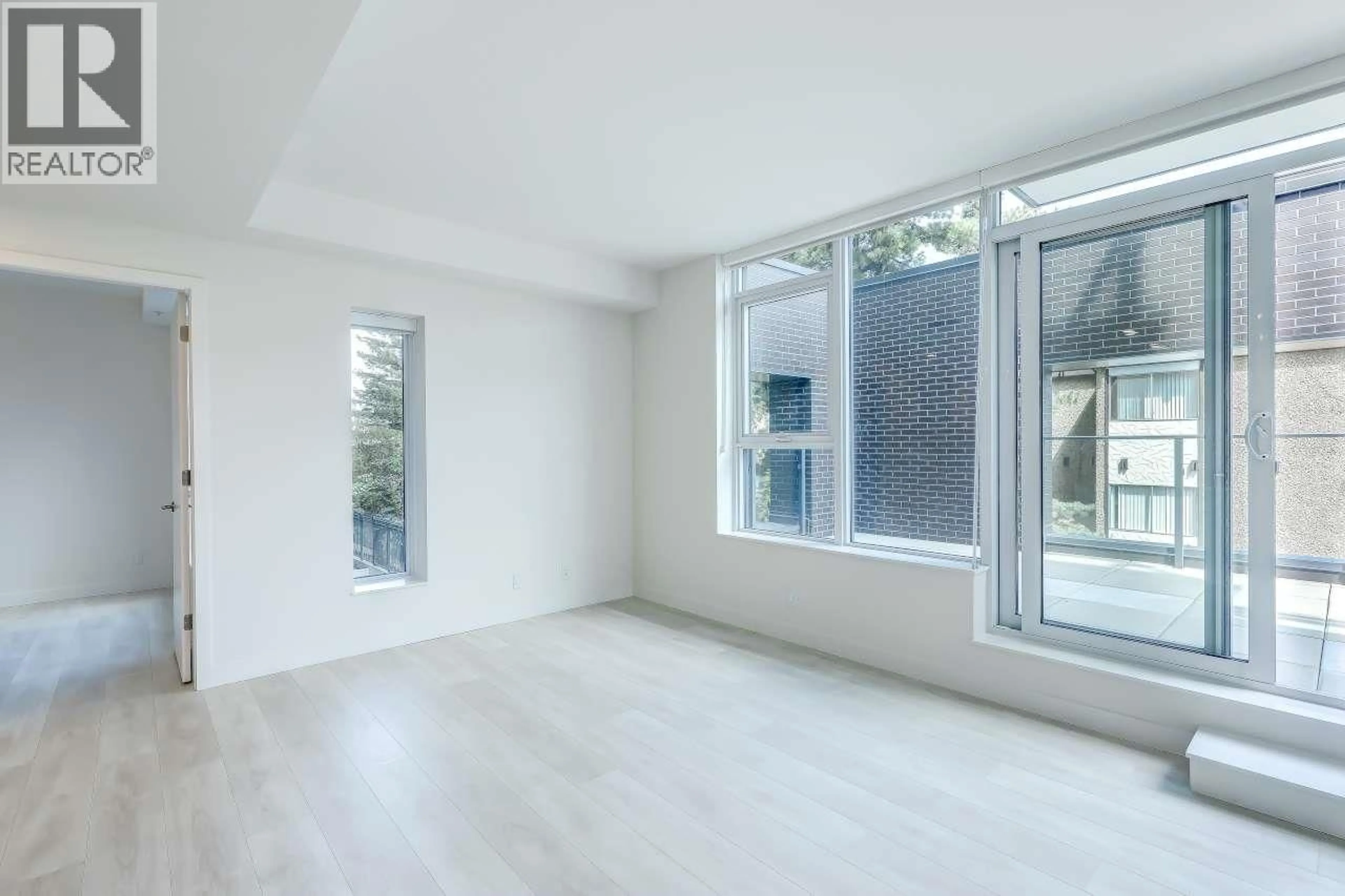 A pic of a room for 301 - 537 COTTONWOOD AVENUE, Coquitlam British Columbia V3J0S4