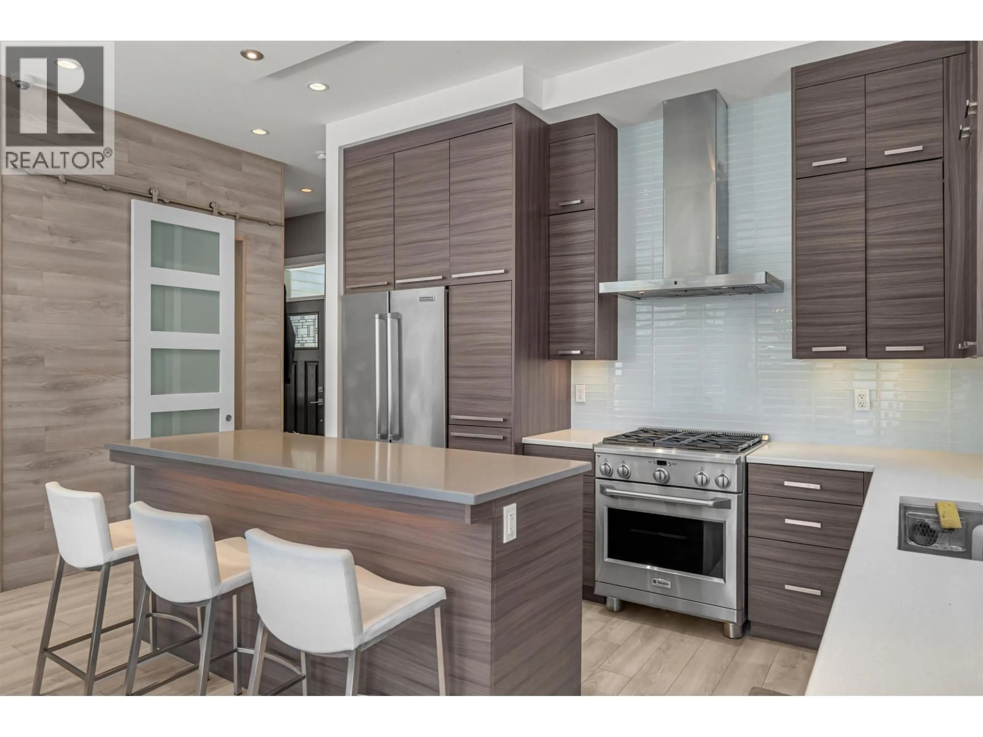 Contemporary kitchen, unknown for 730 11TH AVENUE, Vancouver British Columbia V5T2E5