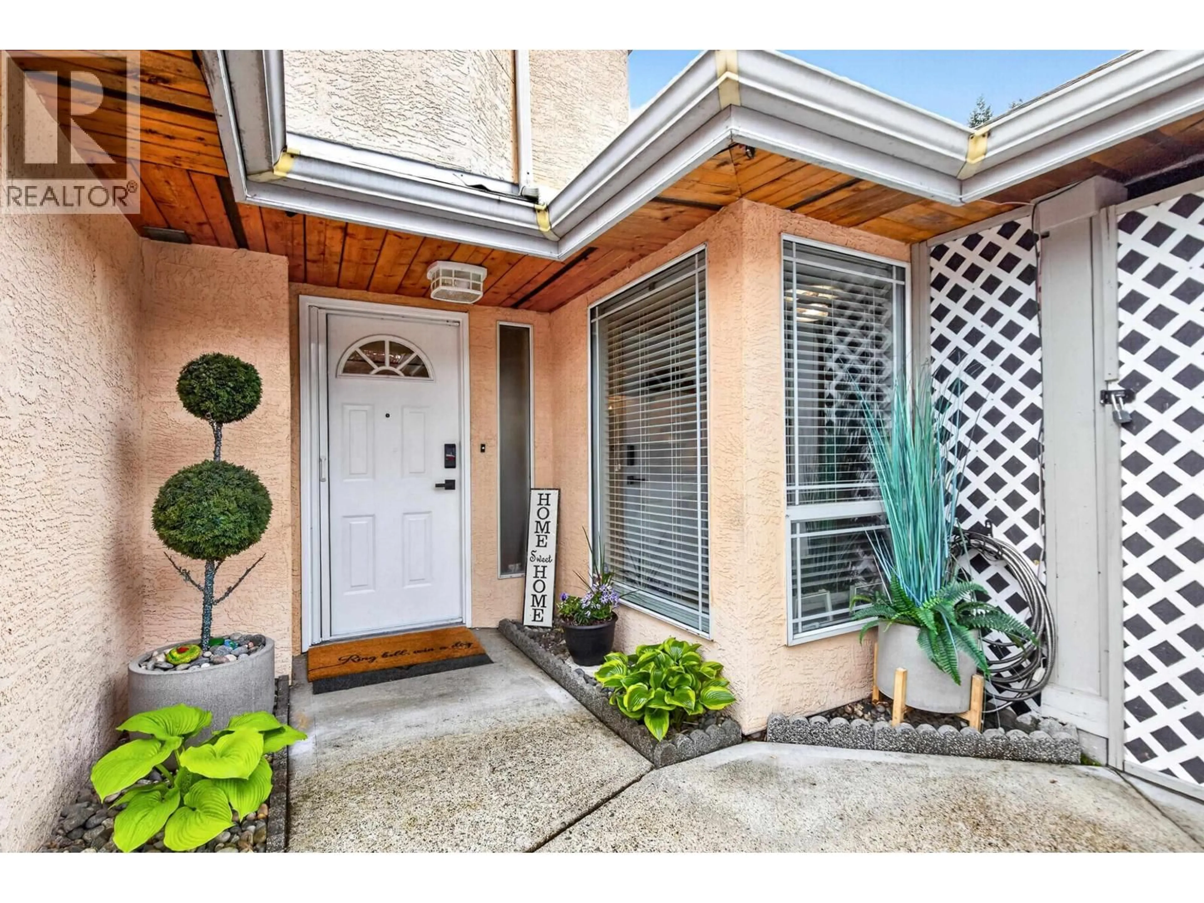 Indoor entryway for 21 - 11950 LAITY STREET, Maple Ridge British Columbia V2X5A6