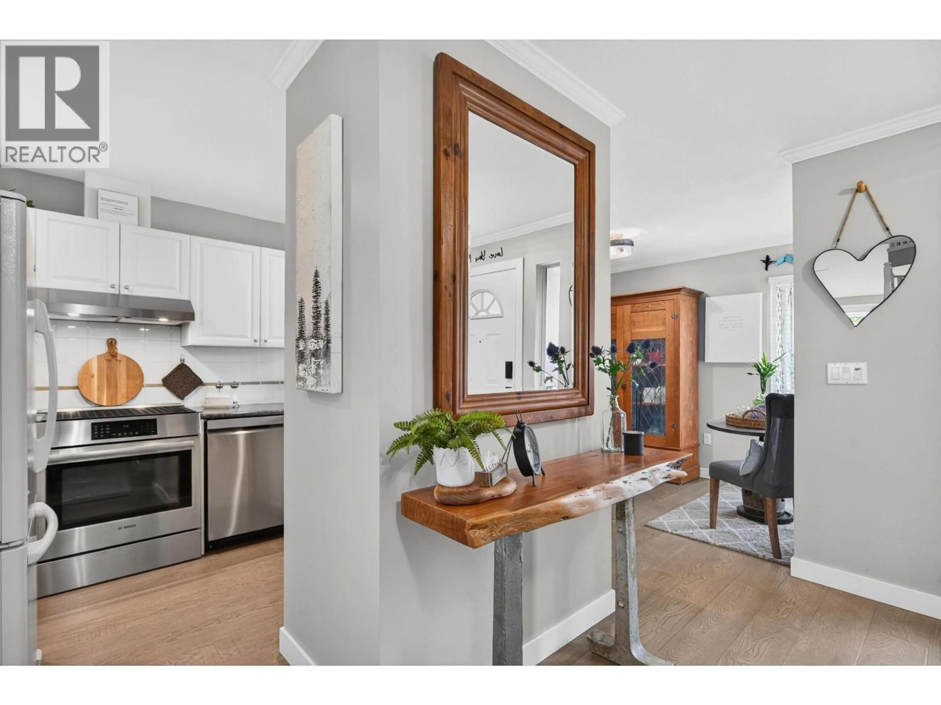 Open concept kitchen, unknown for 21 - 11950 LAITY STREET, Maple Ridge British Columbia V2X5A6