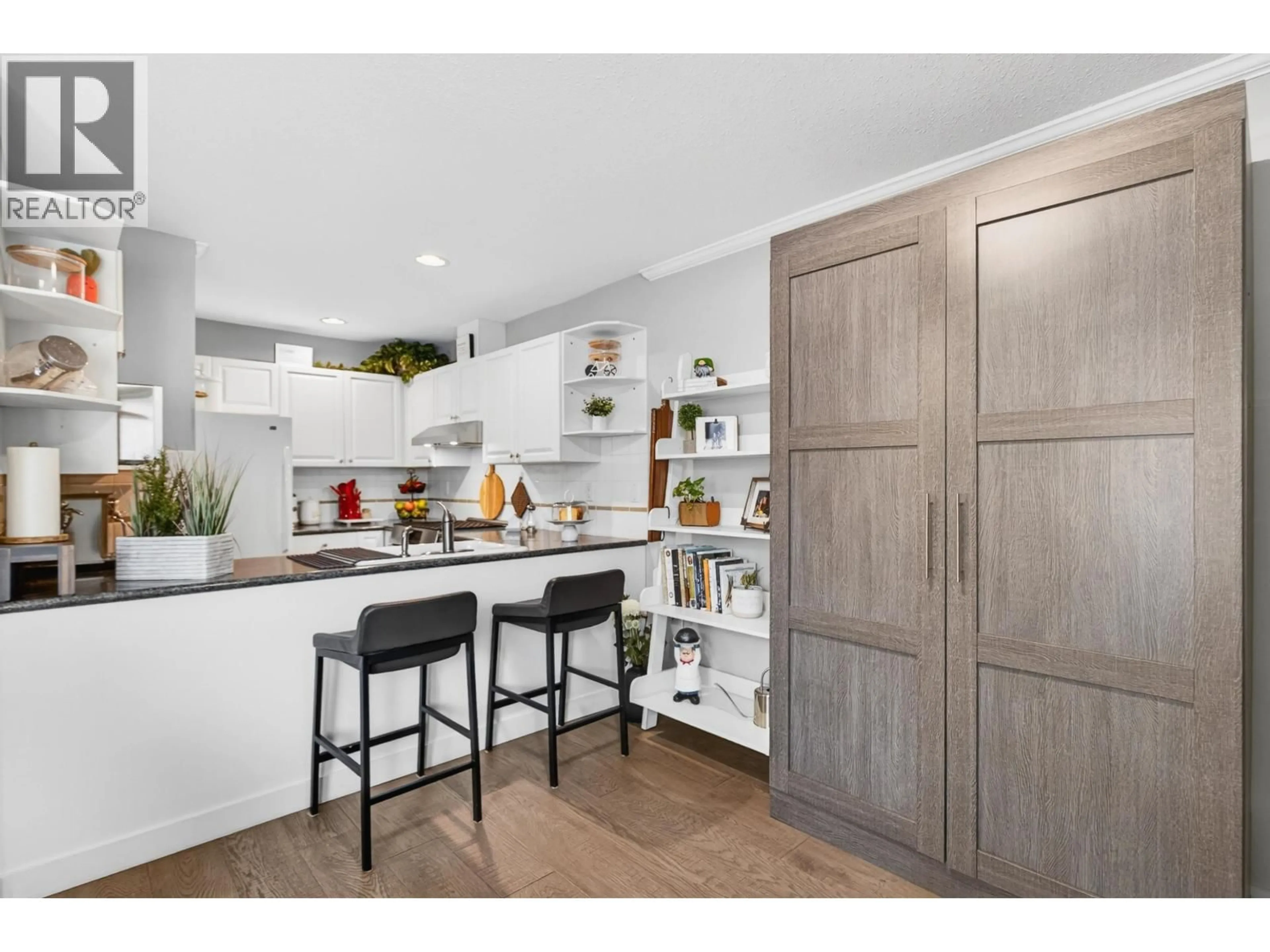 Open concept kitchen, unknown for 21 - 11950 LAITY STREET, Maple Ridge British Columbia V2X5A6