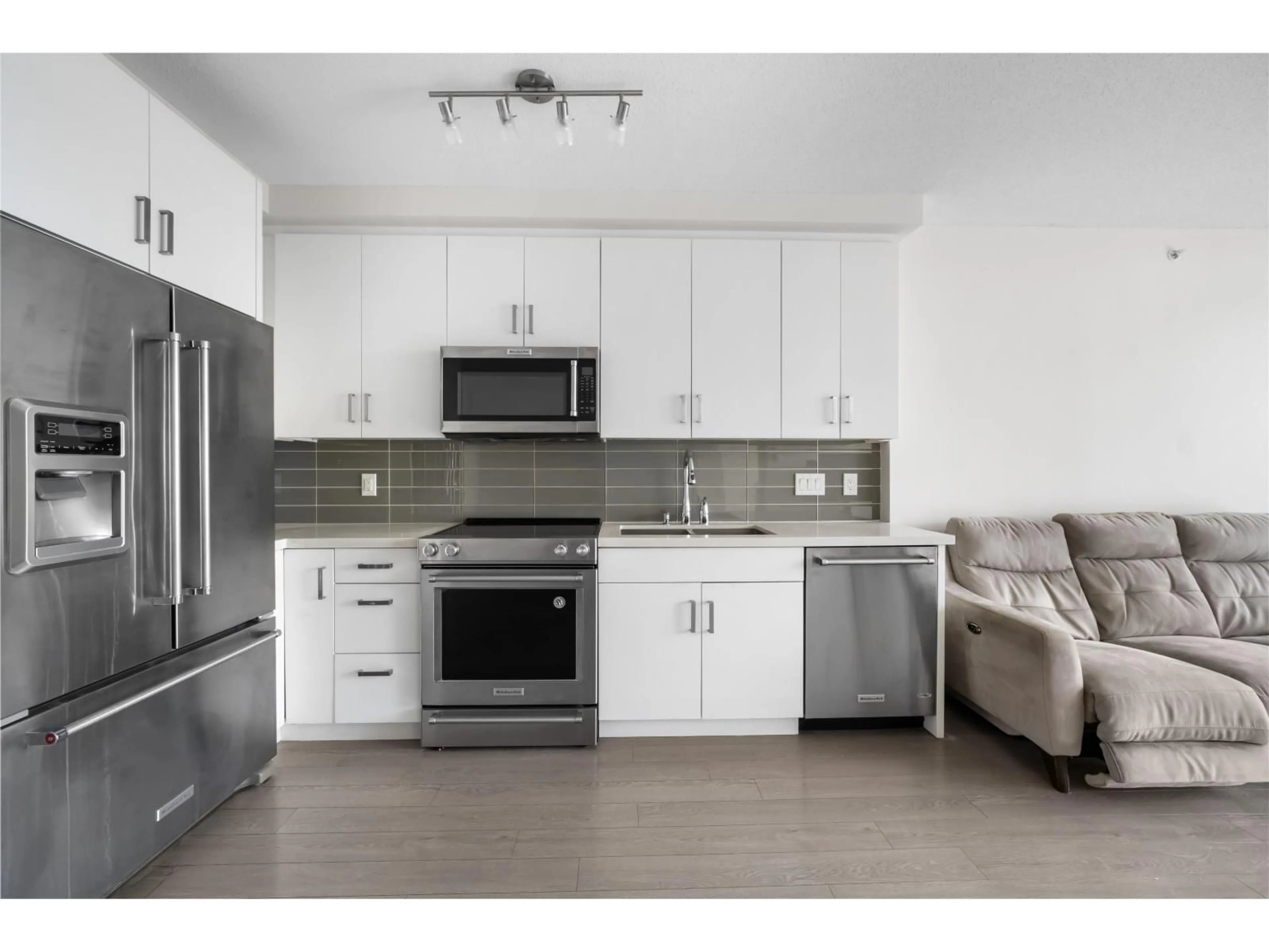 Unknown for 1110 - 11967 80 AVENUE, Delta British Columbia V4C0E2
