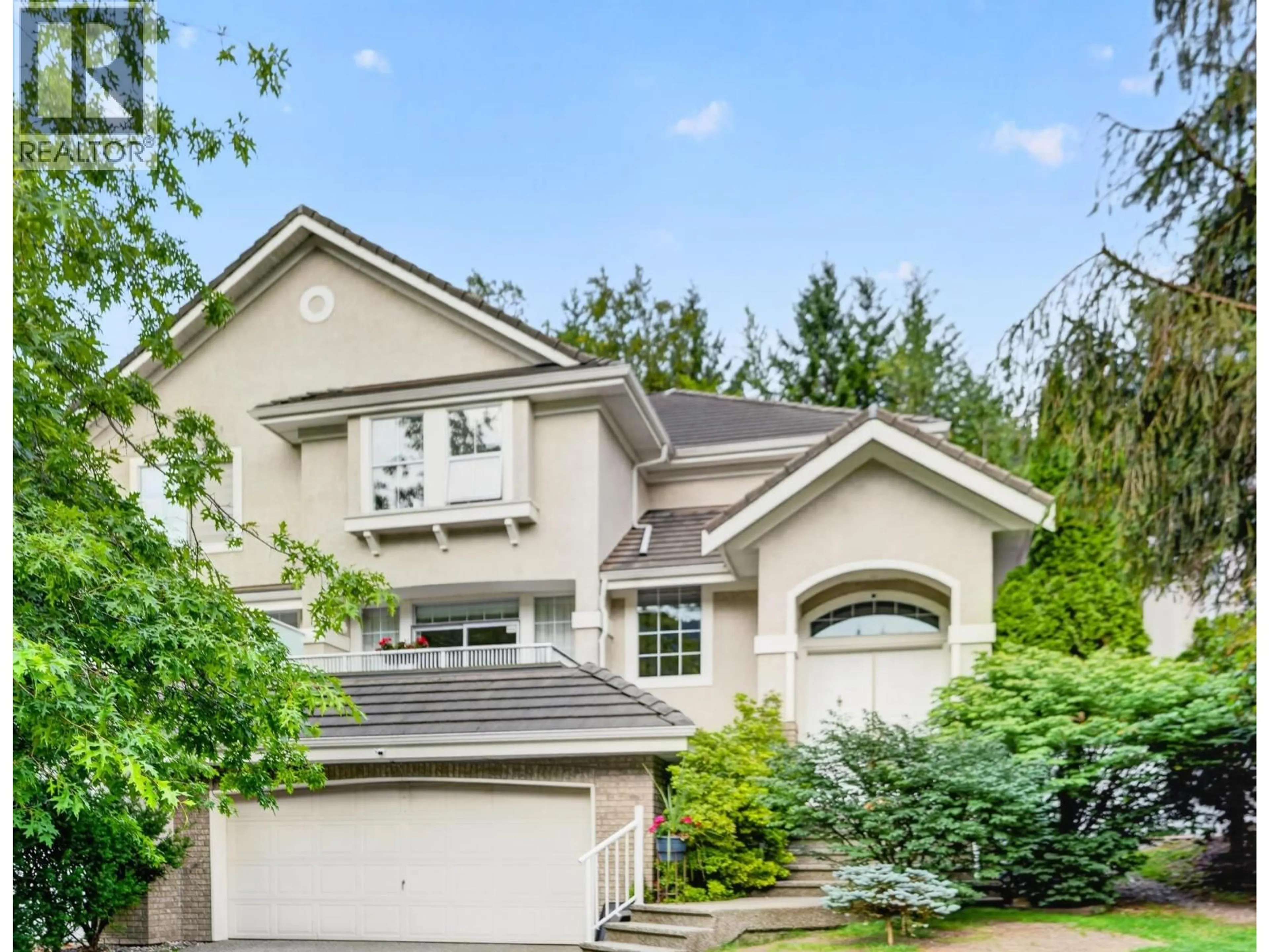 Home with vinyl exterior material, street for 1981 PARKWAY BOULEVARD, Coquitlam British Columbia V3E3J8