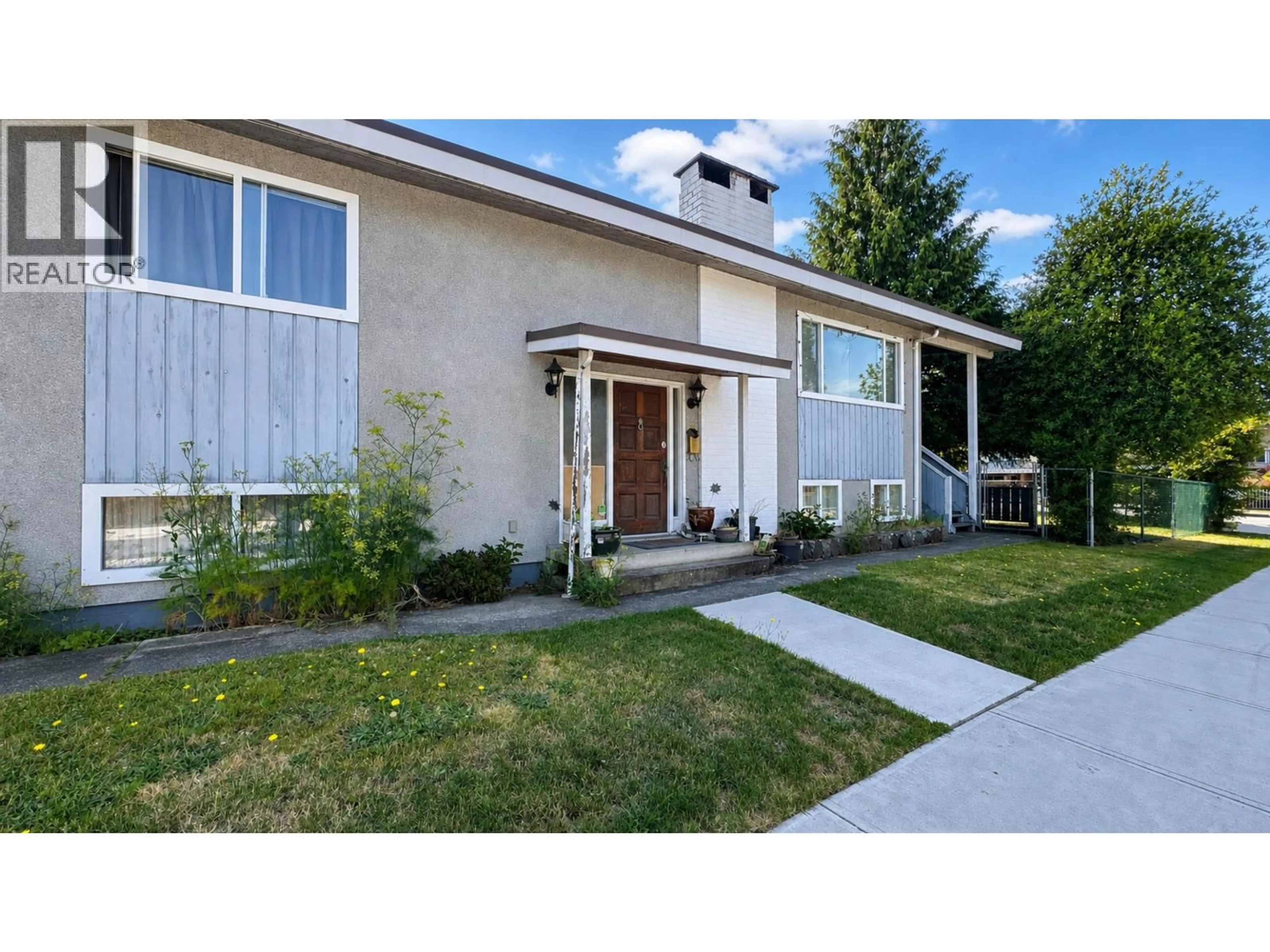 Home with vinyl exterior material, street for 750 BETA AVENUE, Burnaby British Columbia V5C5M5