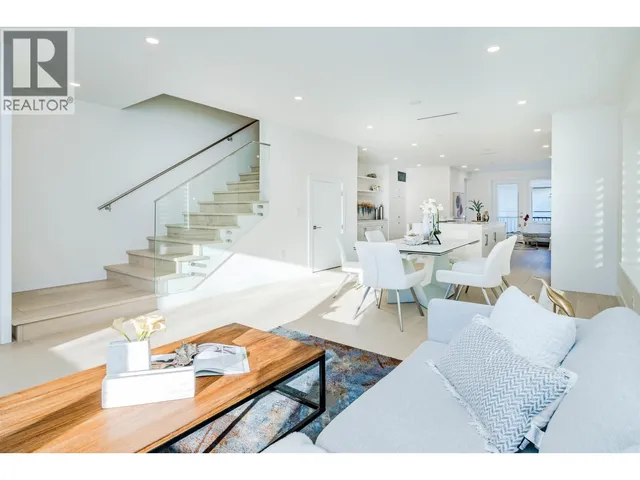 3321 37TH AVENUE, Vancouver 2