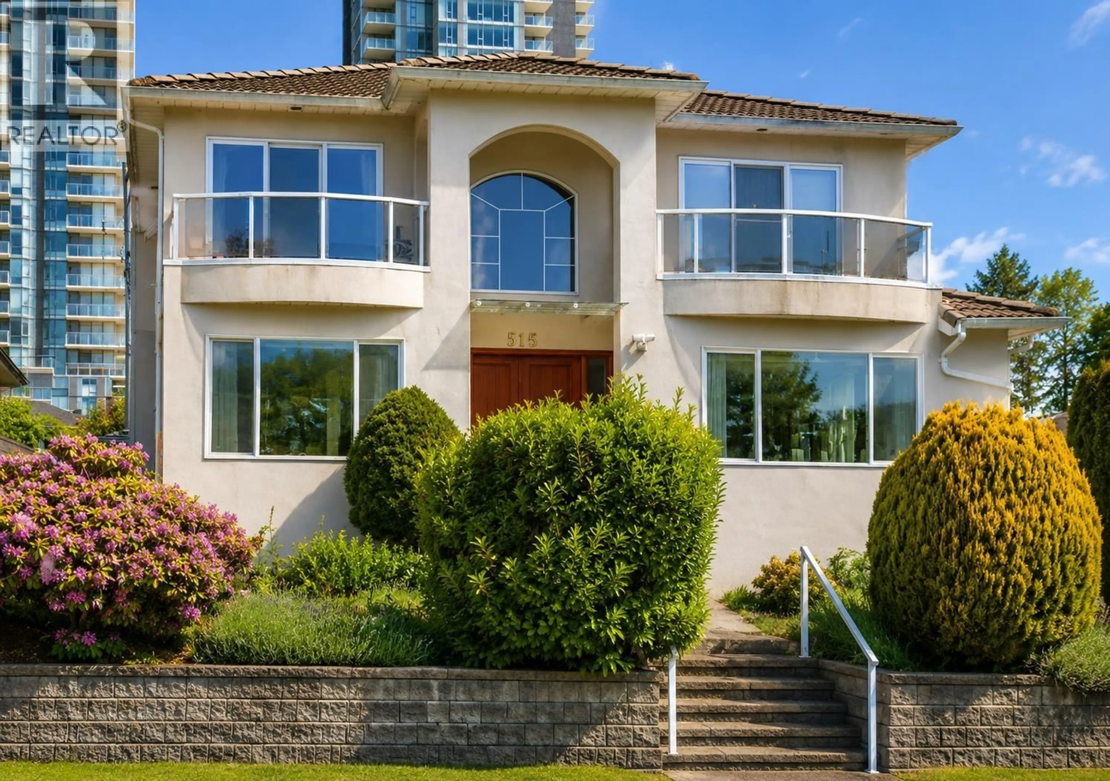 Home with vinyl exterior material, building for 515 60TH AVENUE, Vancouver British Columbia V6P1Z8