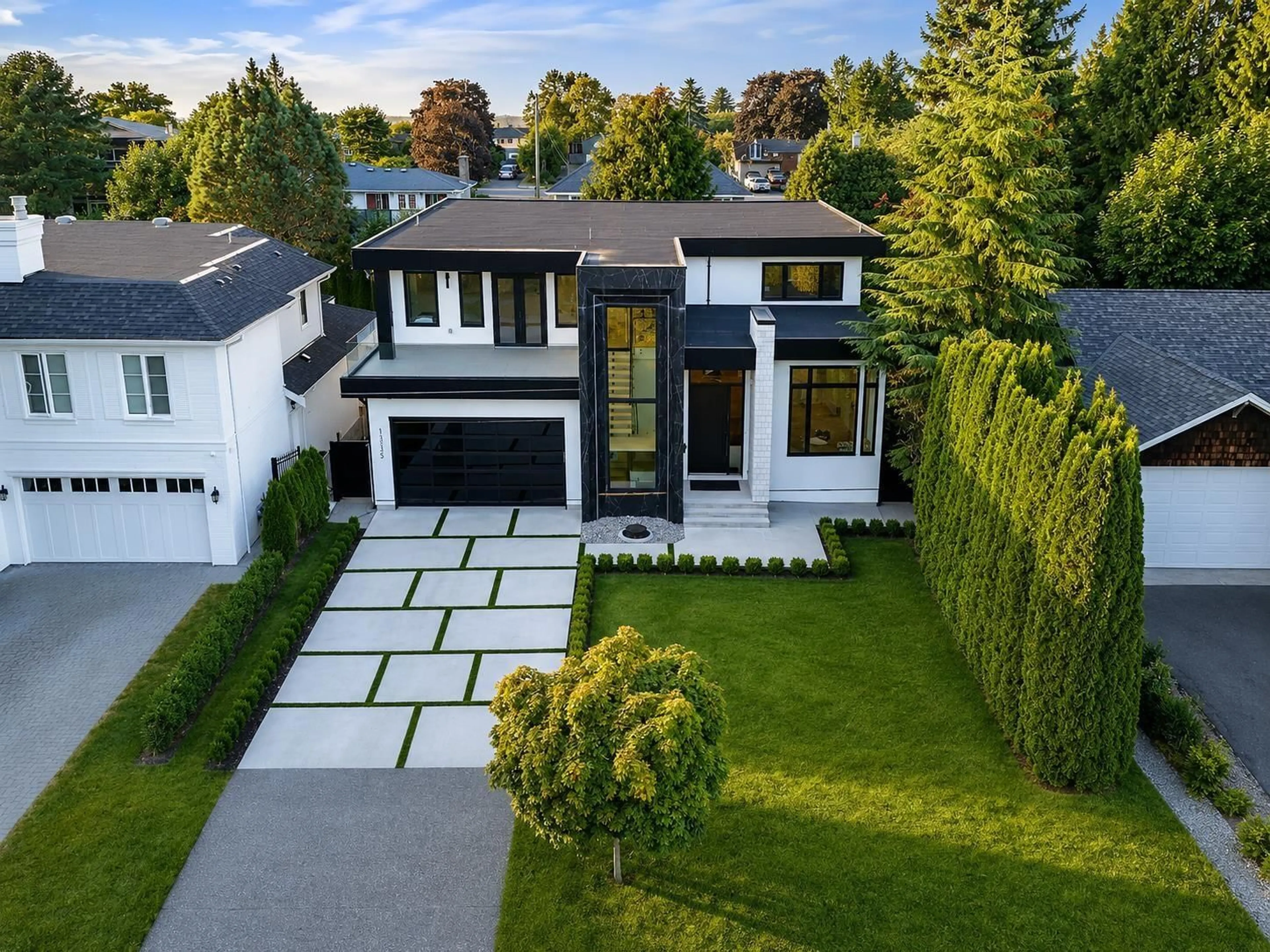 Unknown for 13735 BLACKBURN AVENUE, White Rock British Columbia V4B2Z1
