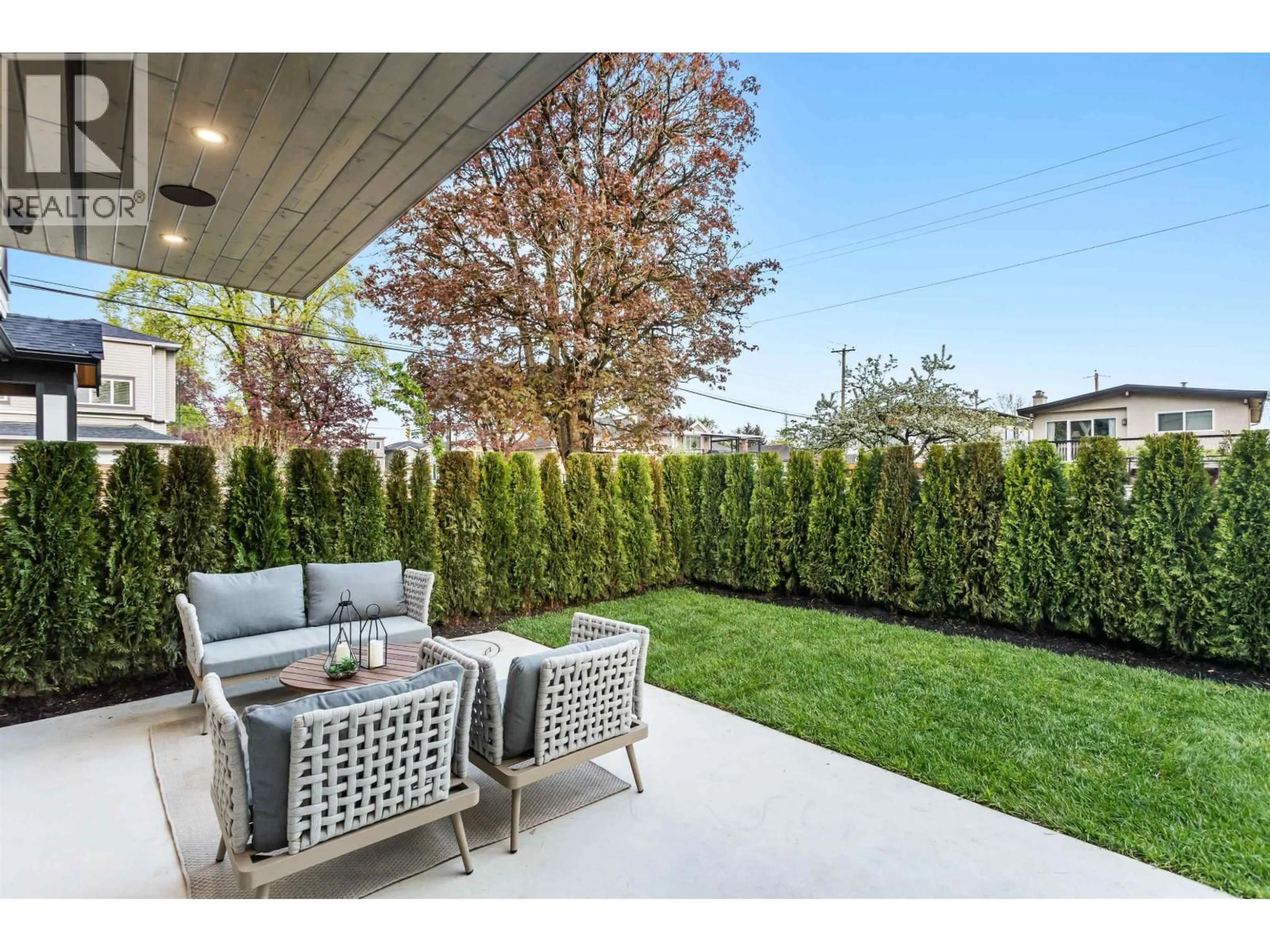 Patio, street for 1 - 165 45TH AVENUE, Vancouver British Columbia V5W1W8