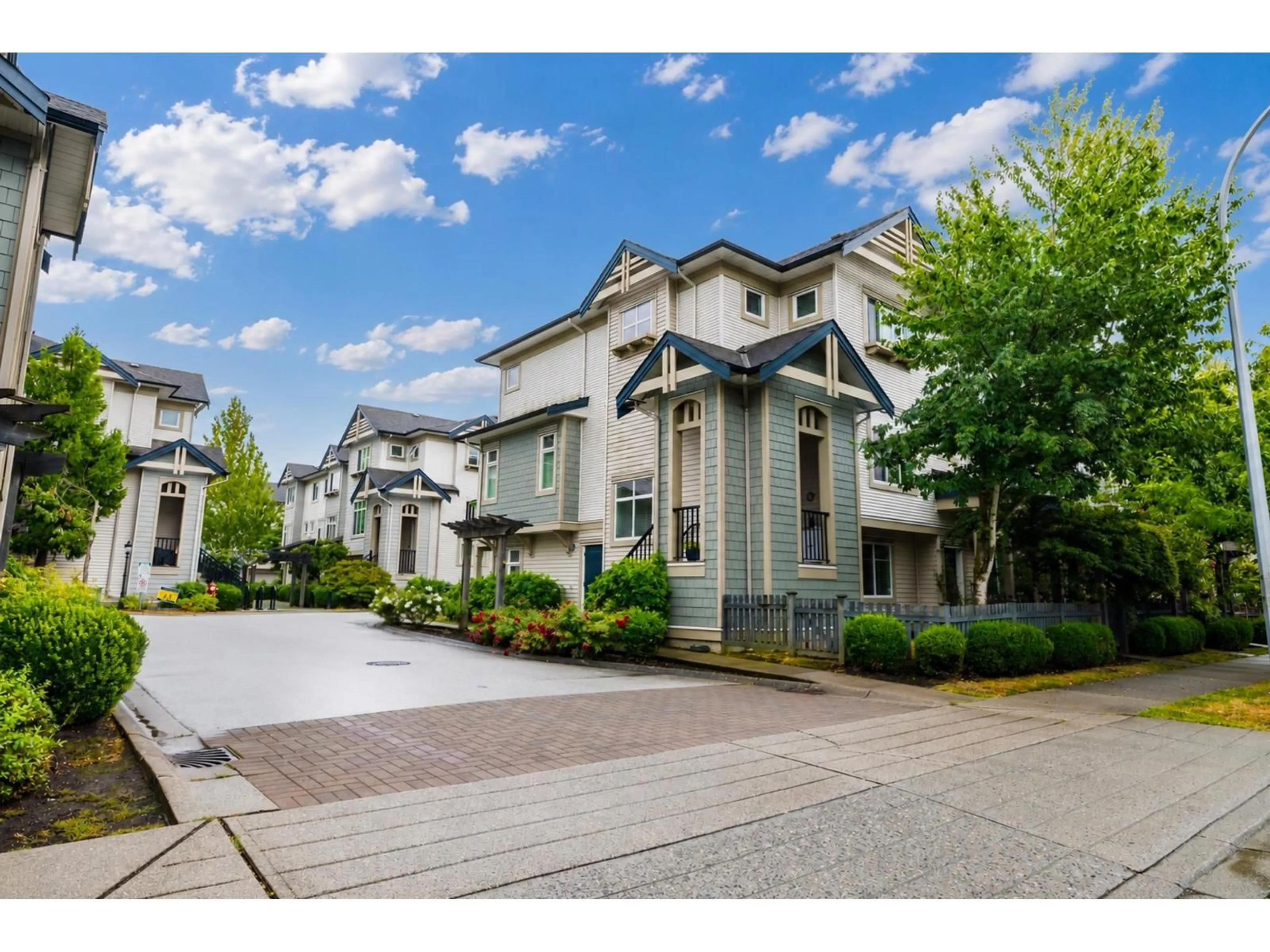 Unknown for 49 - 8418 163 STREET, Surrey British Columbia V4N6K8
