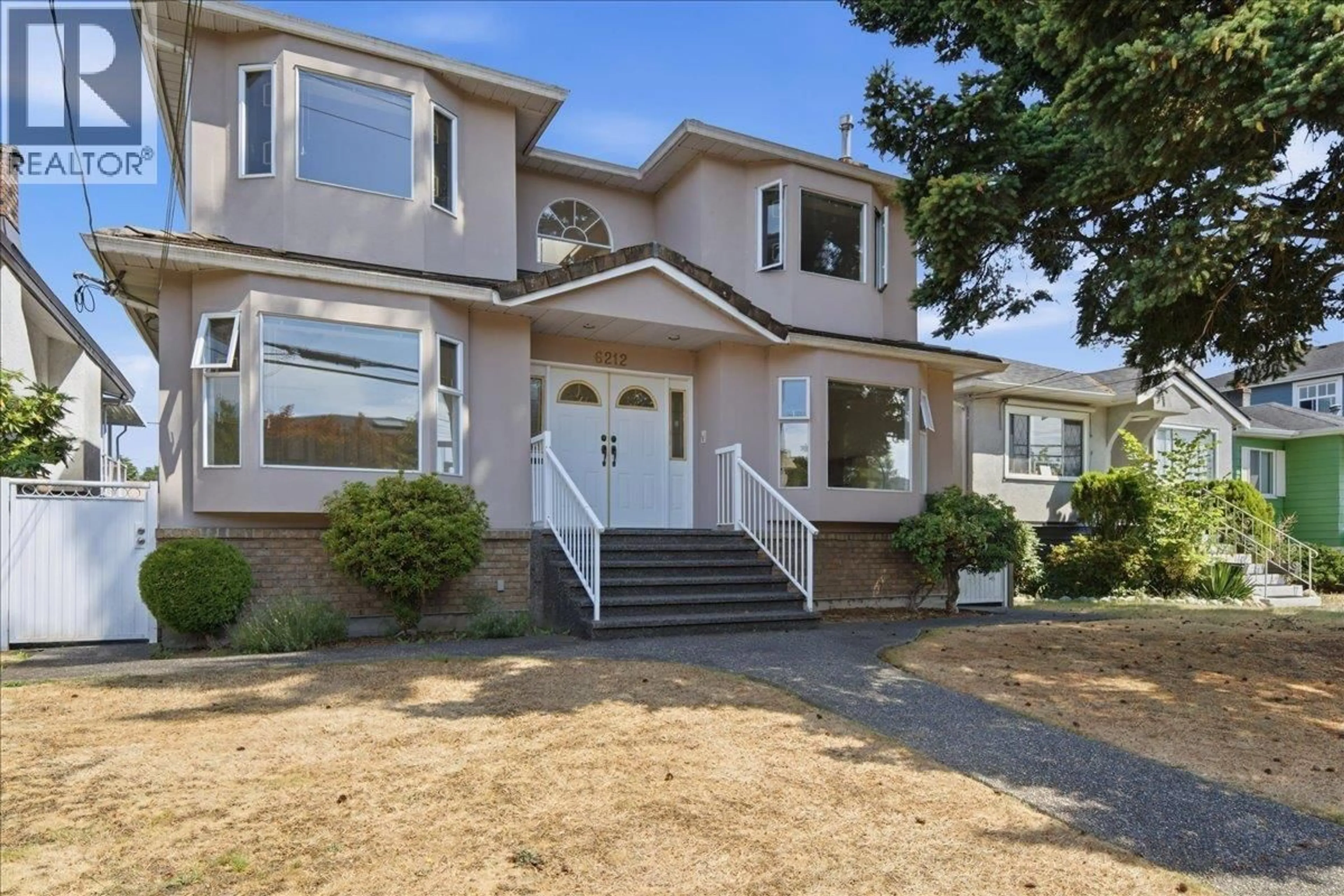 Home with vinyl exterior material, street for 6212 VIVIAN STREET, Vancouver British Columbia V5S2S7