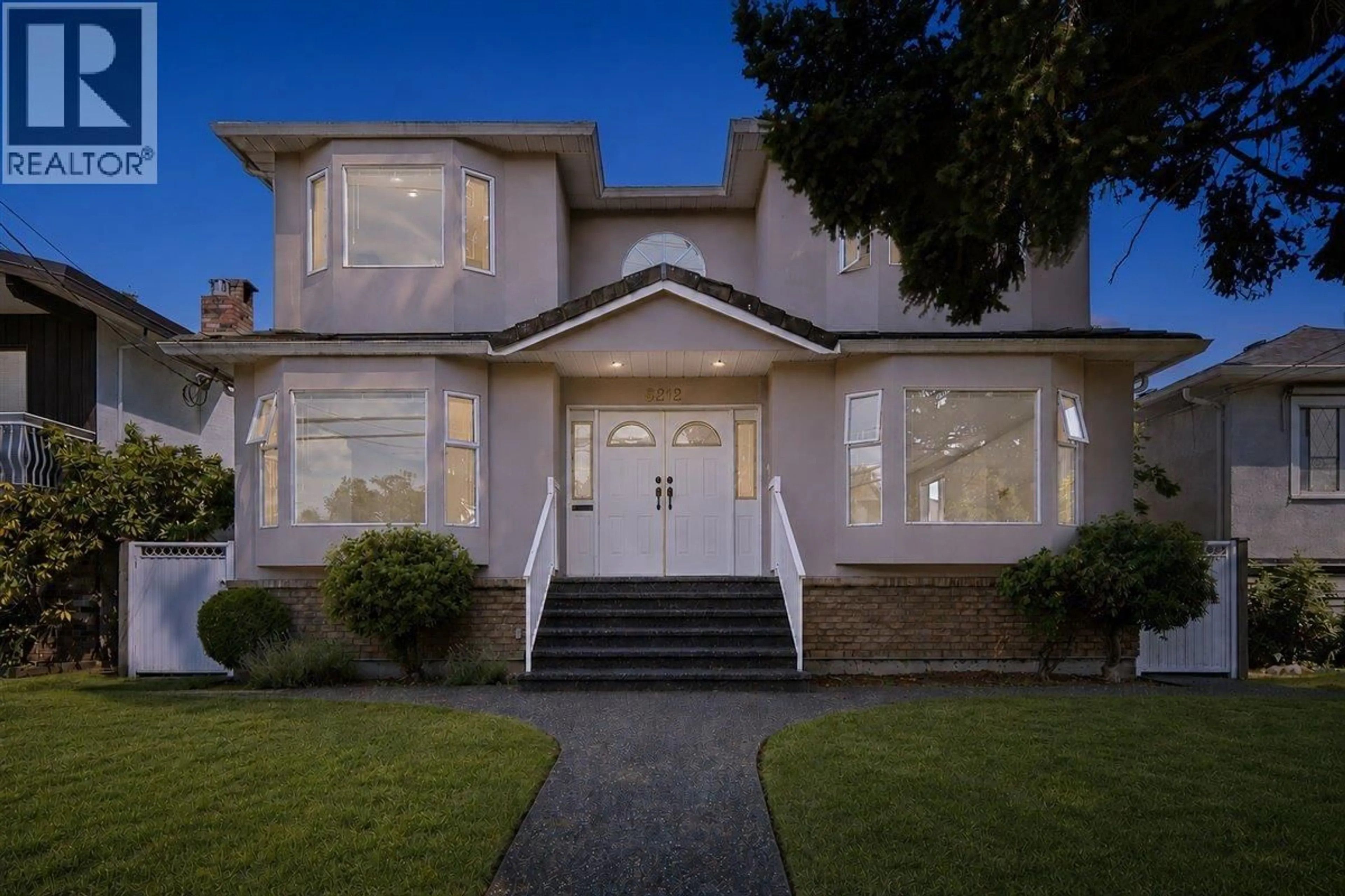 Home with vinyl exterior material, street for 6212 VIVIAN STREET, Vancouver British Columbia V5S2S7