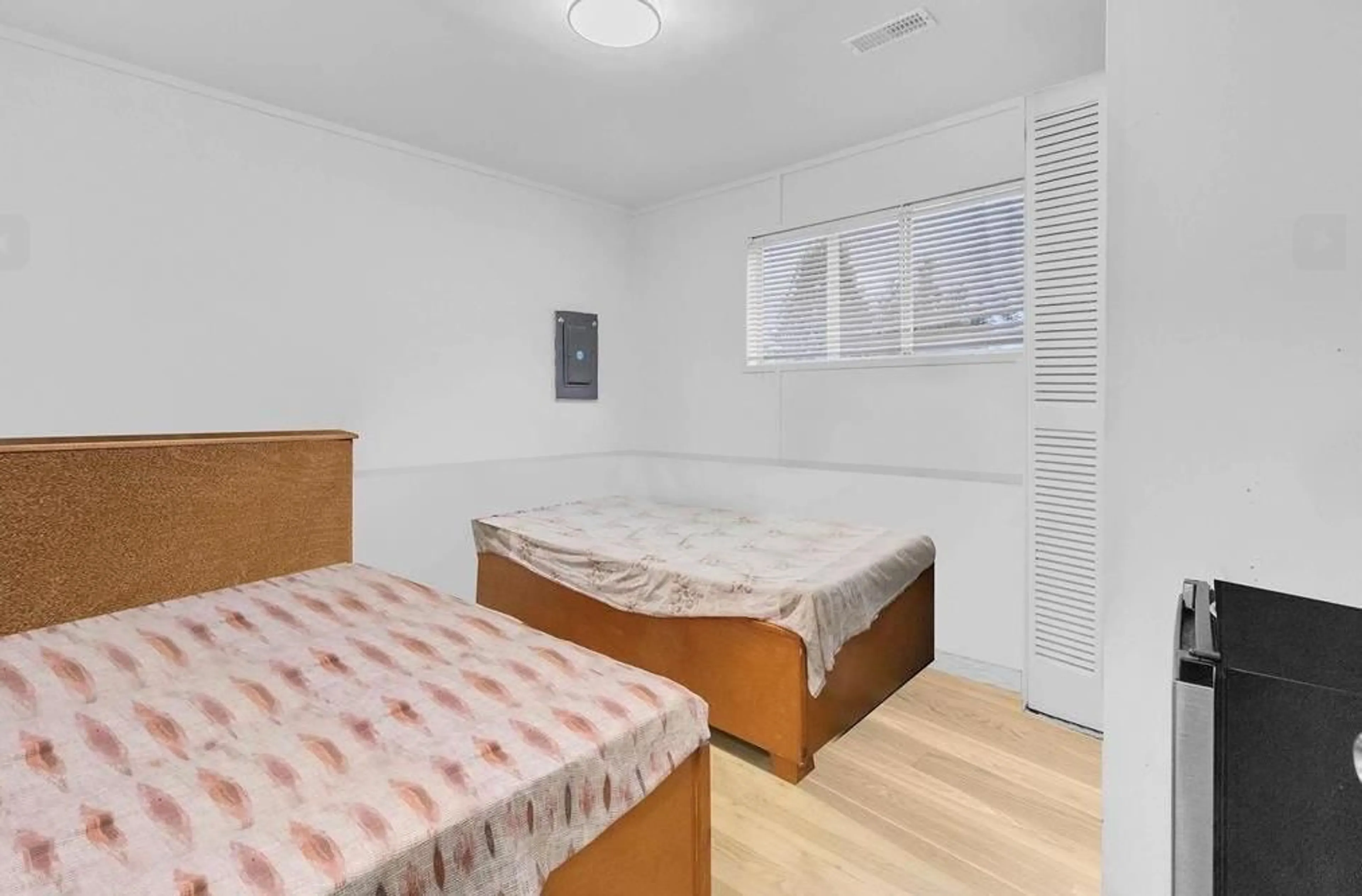 A pic of a room for 9892 130 STREET, Surrey British Columbia V3T3L4