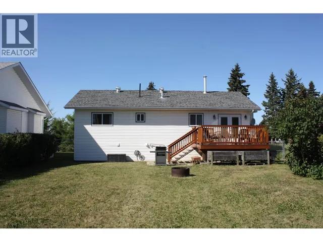 8931 115 AVENUE, Fort St. John 2