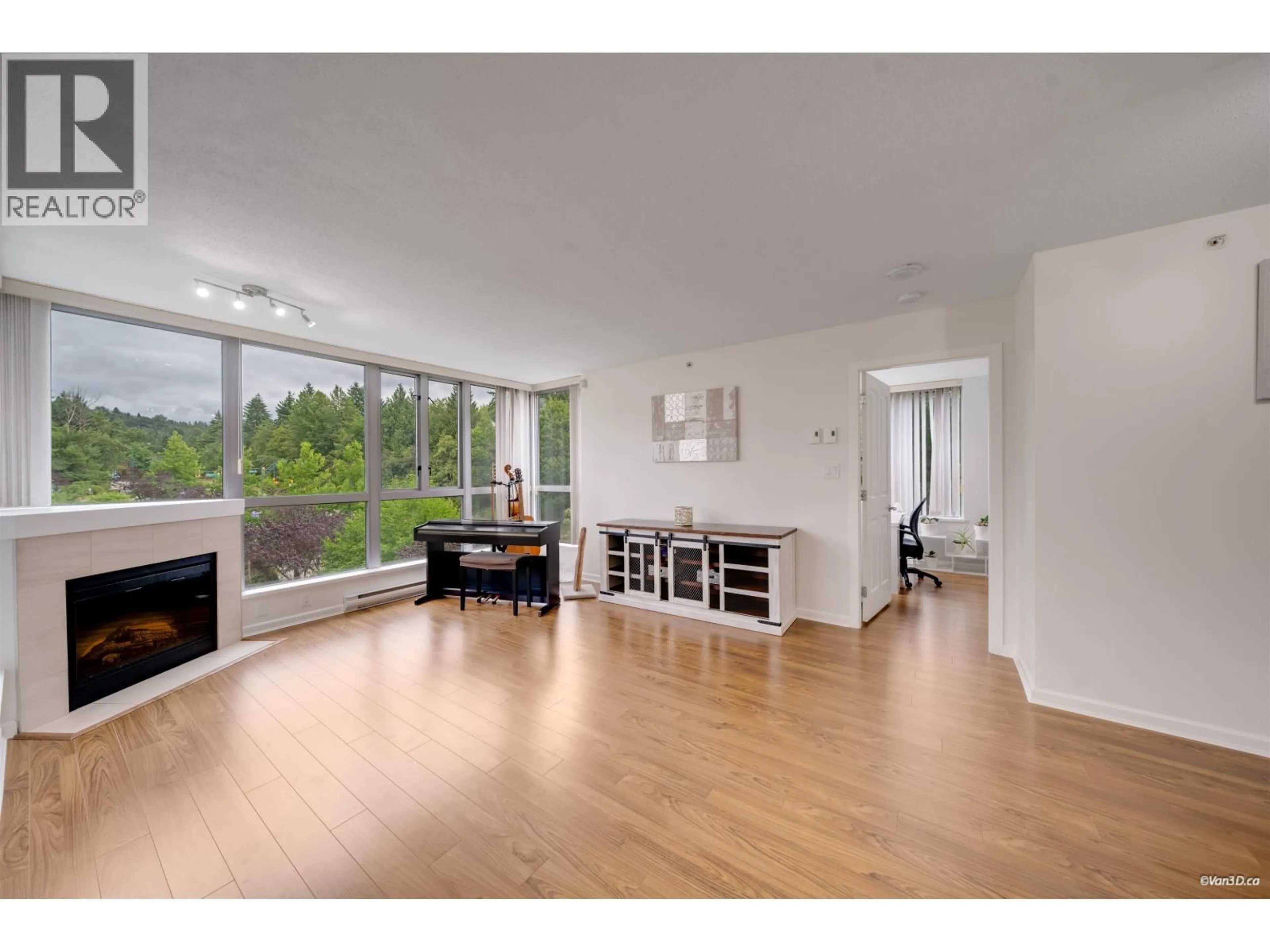Unknown for 501 - 295 GUILDFORD WAY, Port Moody British Columbia V3H5N3